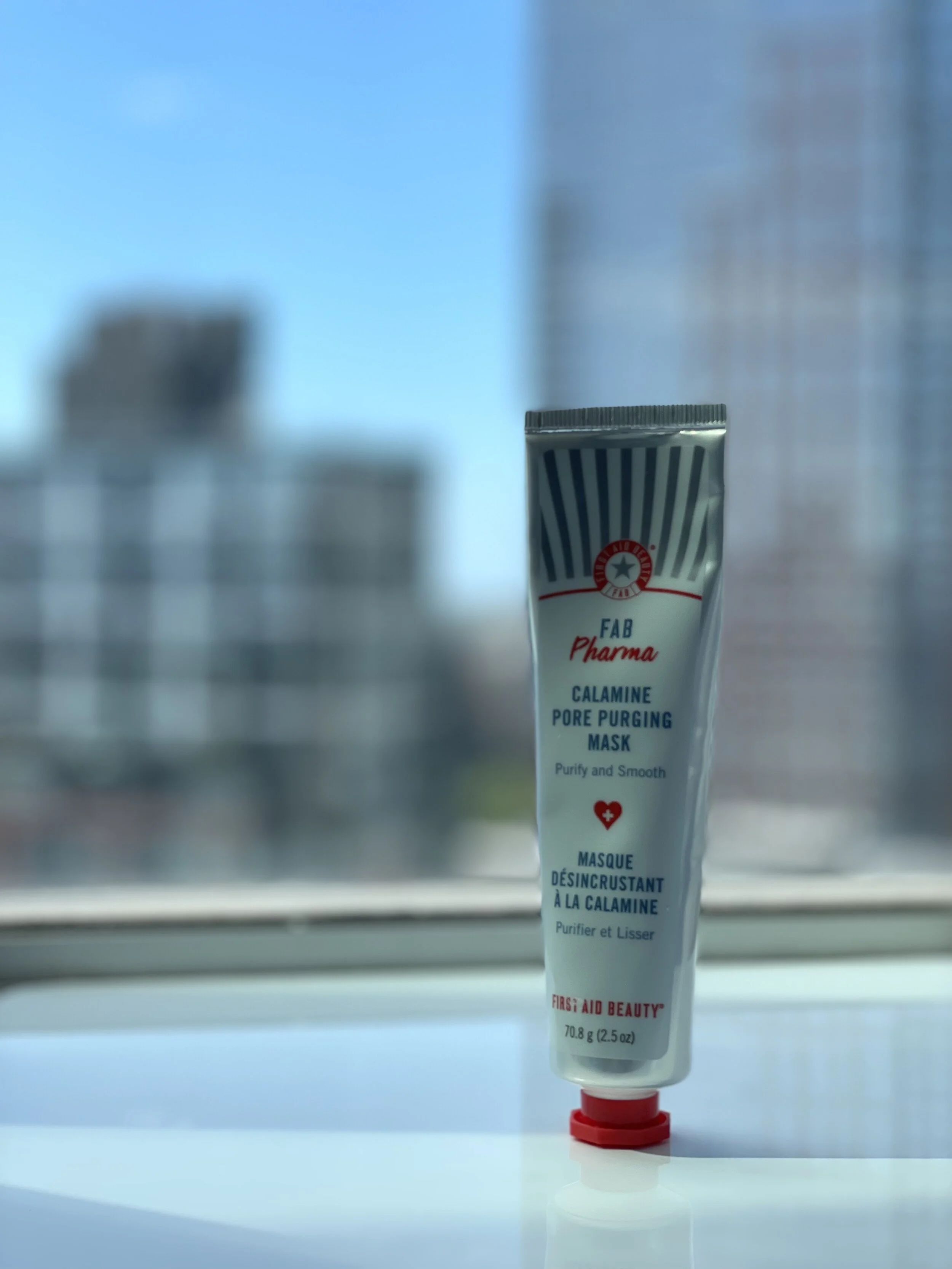 PRODUCT REVIEW: FIRST AID BEAUTY CALAMINE PORE PURGING MASK – BEST CLAY MASK FOR CLOGGED PORES, BEST SOOTHING MASK FOR SENSITIVE SKIN