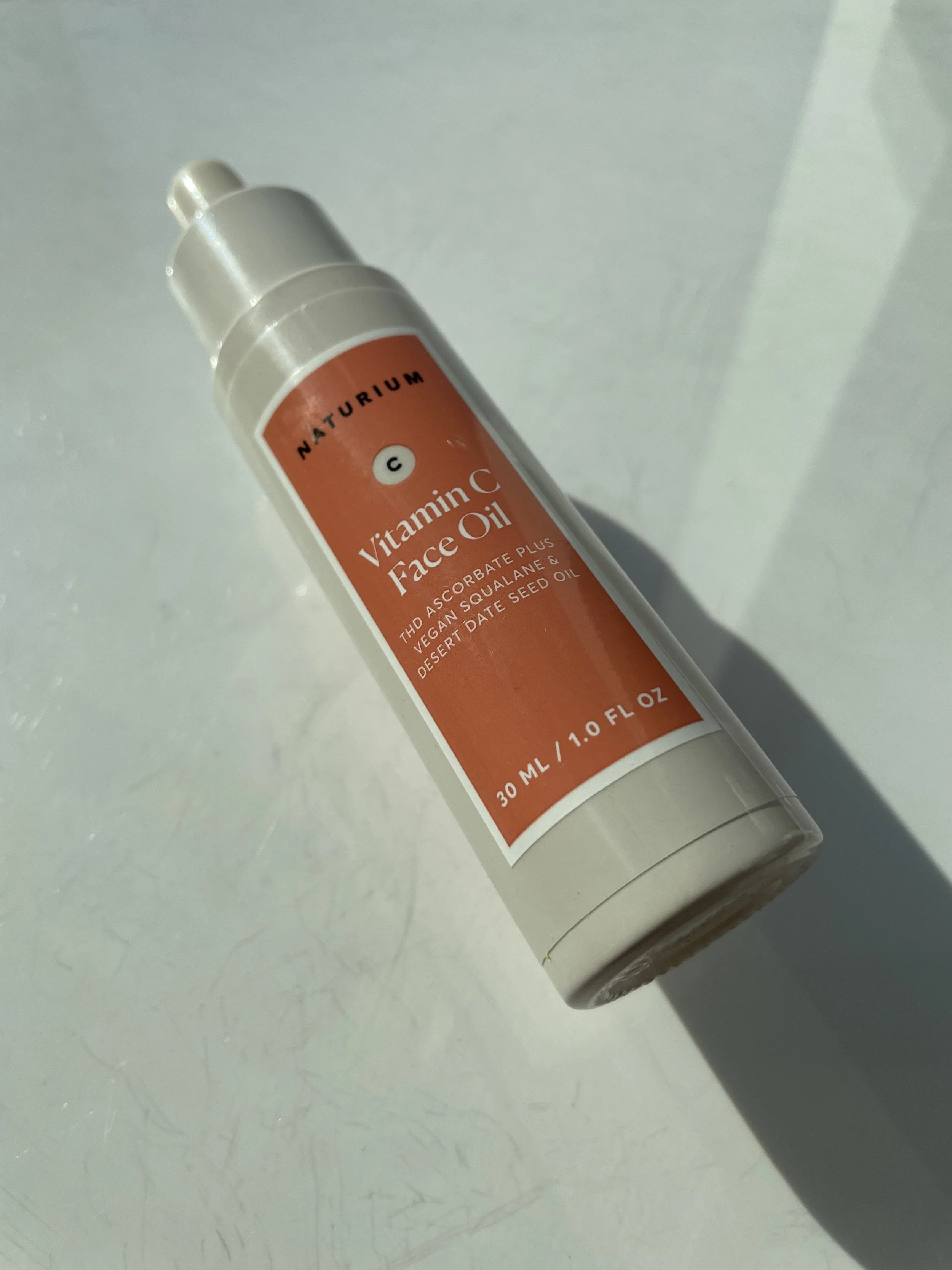 PRODUCT REVIEW: NATURIUM VITAMIN C FACE OIL – BEST FACIAL OIL WITH VITAMIN C, BEST BRIGHTENING FACIAL OIL FOR DRY SKIN