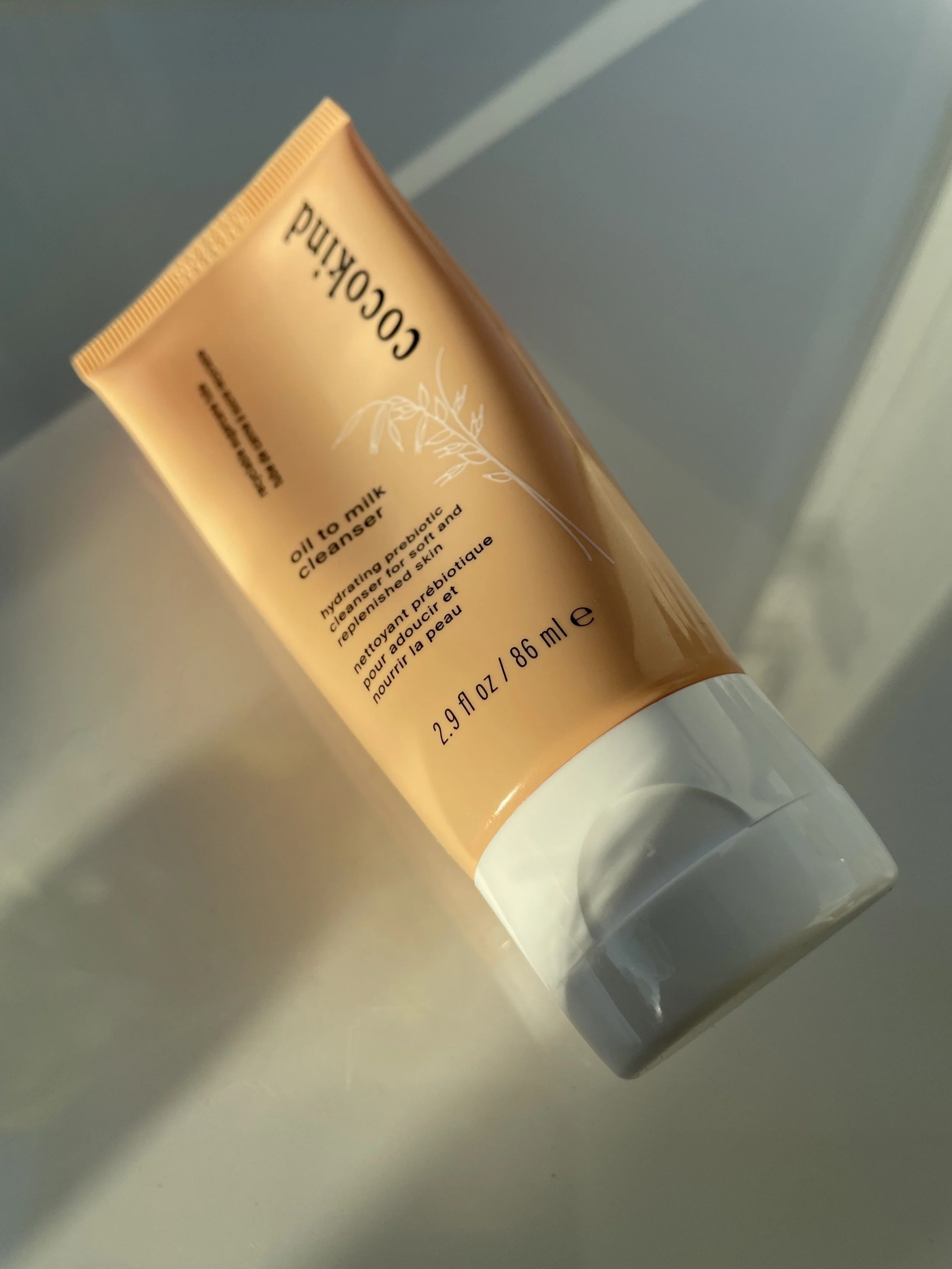 PRODUCT REVIEW: COCOKIND OIL TO MILK CLEANSER - BEST CLEANSER FOR OILY SKIN, BEST CLEANSING BALM FOR OILY SKIN