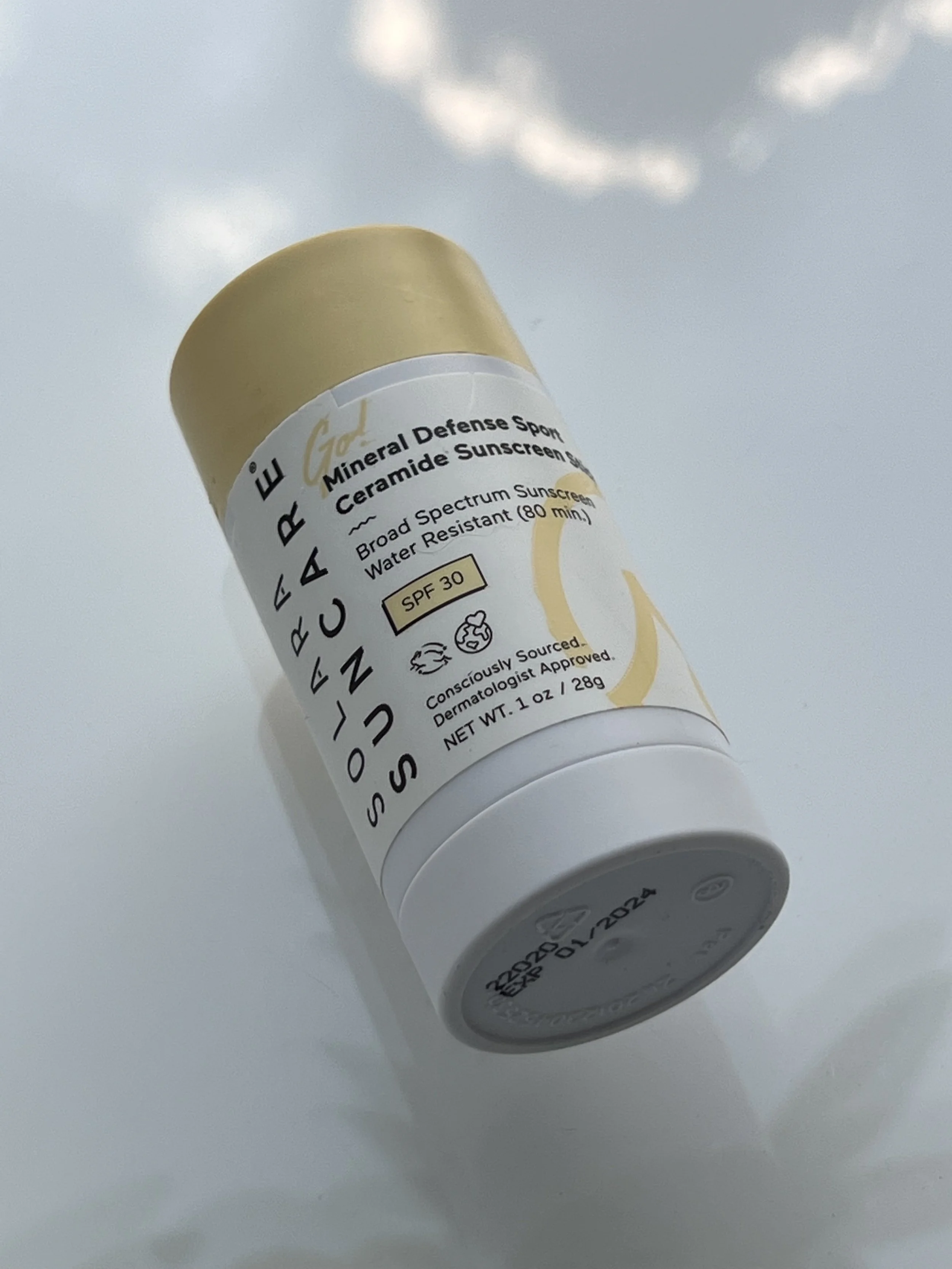 PRODUCT REVIEW: SOLARA SUNCARE GO! MINERAL DEFENSE SPORT CERAMIDE SUNSCREEN STICK SPF 30 - BEST SUNSCREEN FOR EYES, BEST  EYE SPF