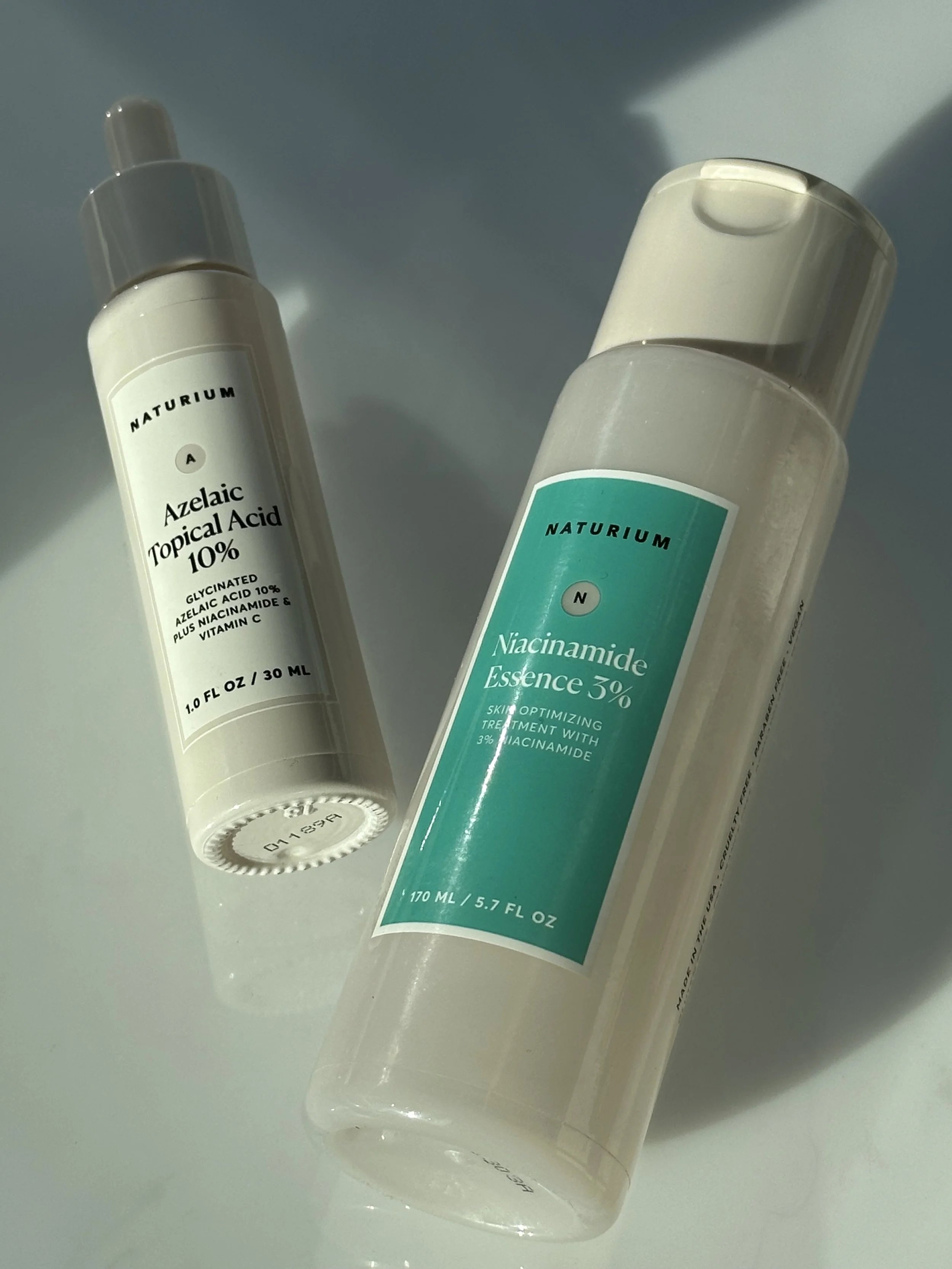 NEED AN AFFORDABLE COMPLEXION REBOOT? ADD THE NATURIUM AZELAIC TOPICAL ACID 10% AND NATURIUM NIACINAMIDE ESSENCE 3% TO YOUR ROUTINE! - BEST AZELAIC ACID SERUM, WHAT IS AZELAIC ACID GOOD FOR?