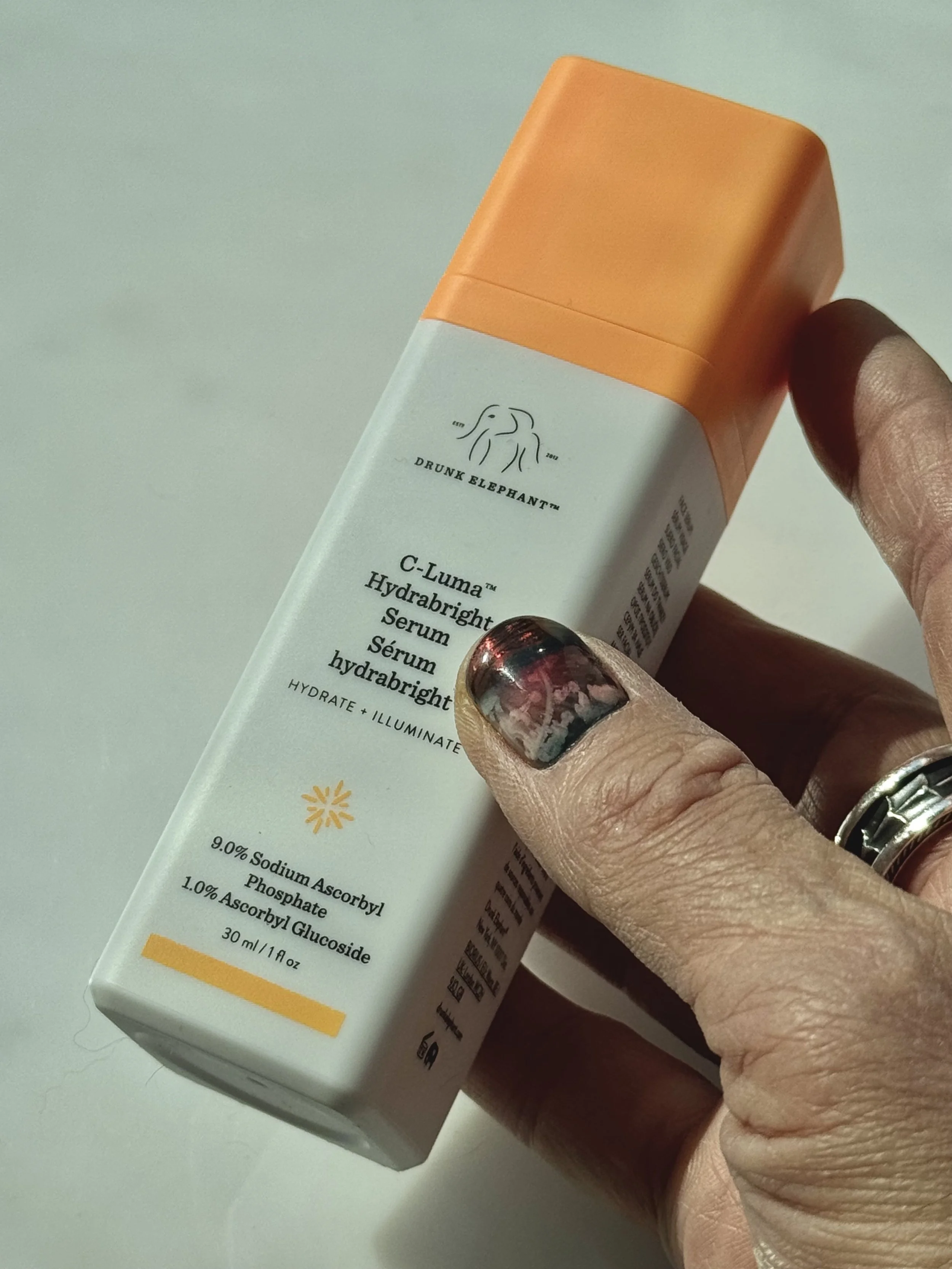 PRODUCT REVIEW: DRUNK ELEPHANT C-LUMA HYDRABRIGHT VITAMIN C SERUM - What is the most gentle form of Vitamin C? Which Vitamin C is best for sensitive skin? Does Vitamin C cause drying?
