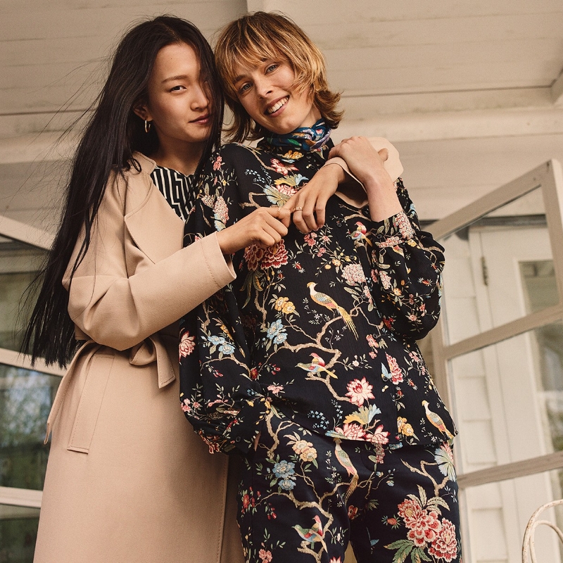 H&M is pleased to share the news of its upcoming print collaboration with the iconic British wallpaper and textile house GP & J Baker, which was founded over 100 years ago in 1884.