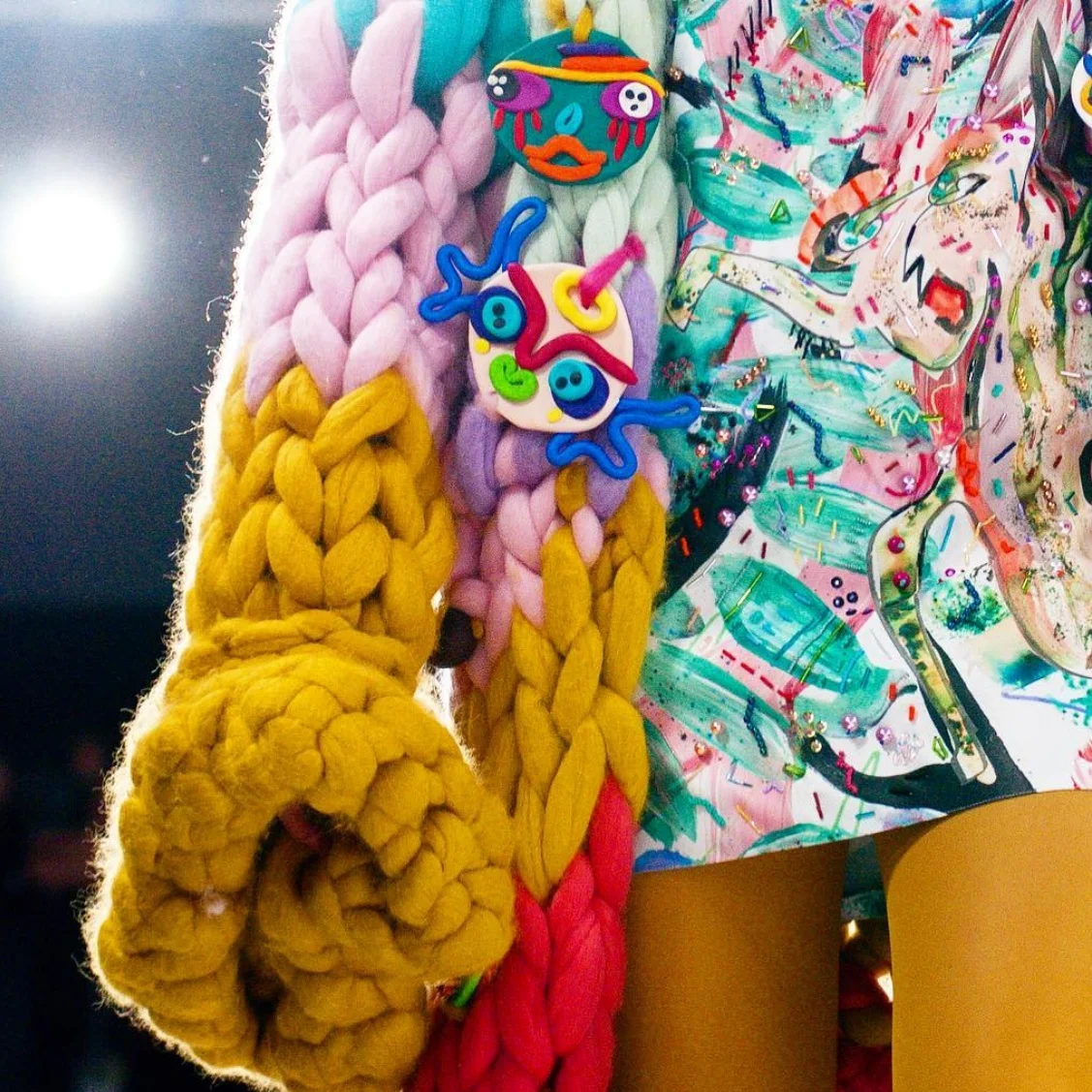 Macaulays garments personify the creative force of this incredibly talented young designer. Her Fashion collections offer Print, Knit and Embroidery in a seamless blend of Catwalk Couture.
