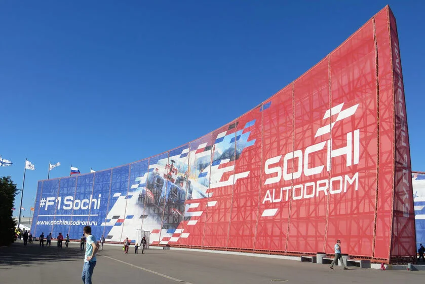 Mimaki Technology Is The Foundation As Russian Advertising Giant—IZOSTUDIA—Builds A Successful Digital Production Facility 