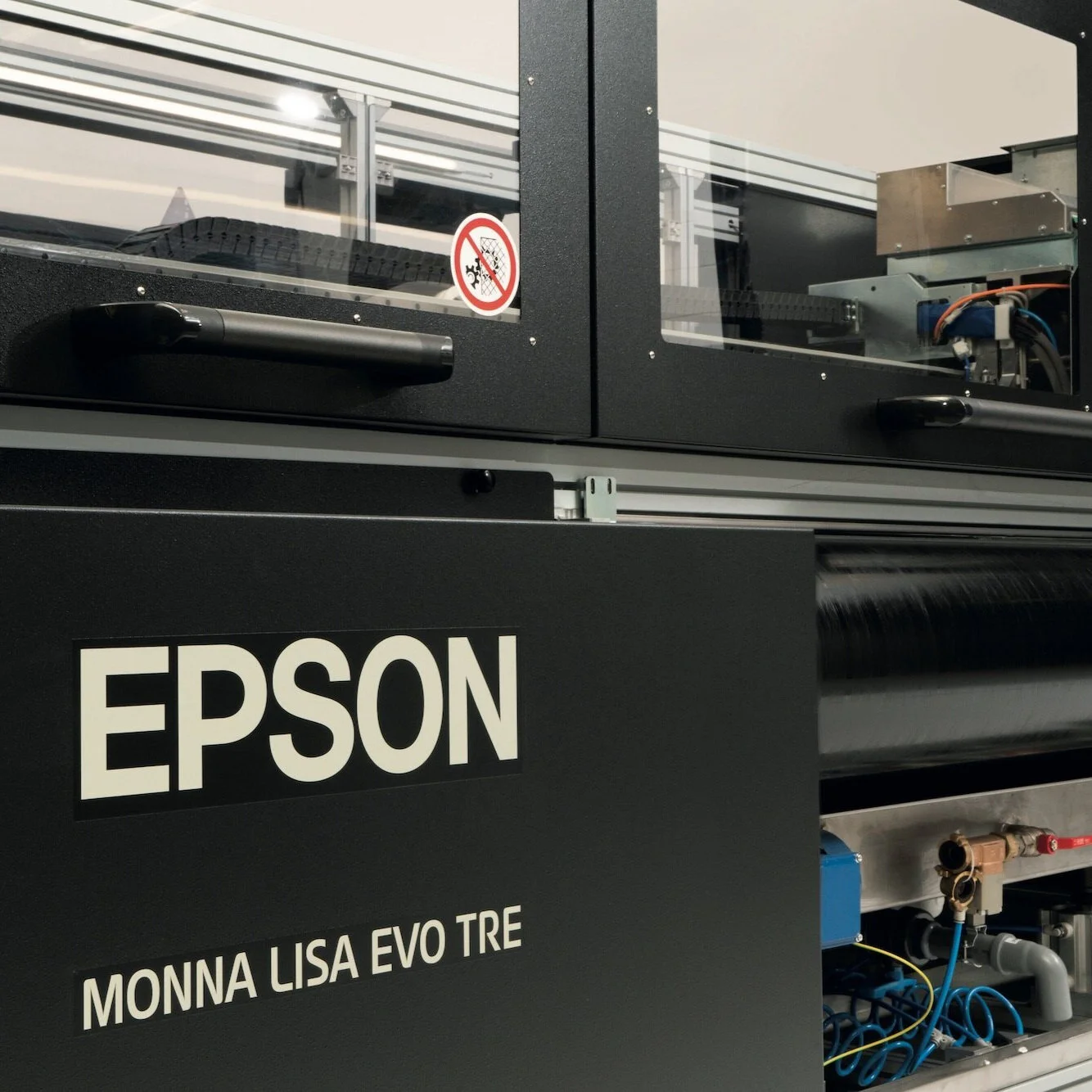 Epson &amp; Robustelli Examine Digital Textile Printing &amp; The Fashion Industry Post-Covid