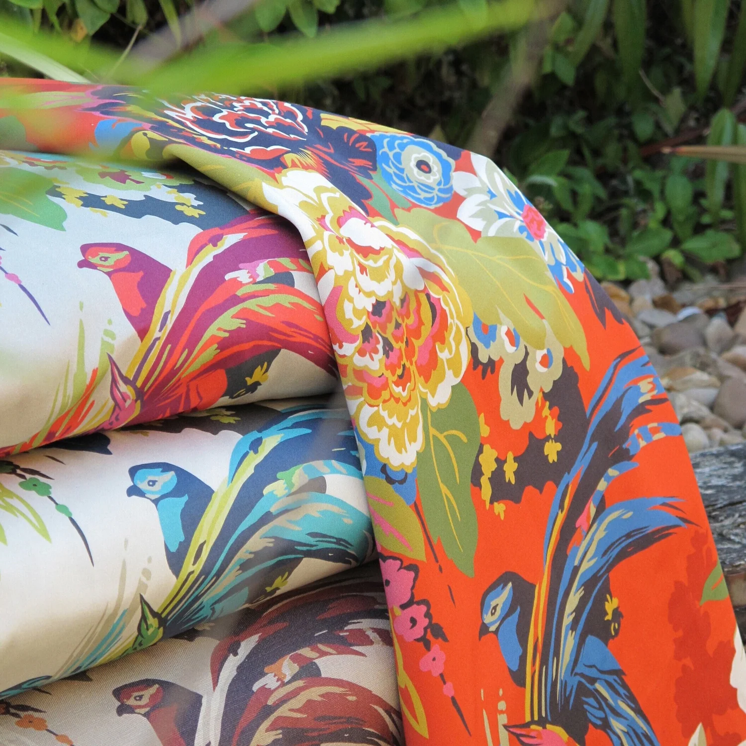 FIVE TEXTILE DESIGN ARCHIVES OFFERING ORIGINAL VINTAGE PATTERNS 
