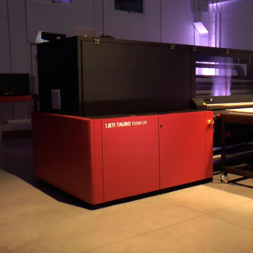 Agfa’s Jeti Tauro H2500 LED Helps DME Visual Of Florida Elevate Brands And Create Lasting Visual Impressions 