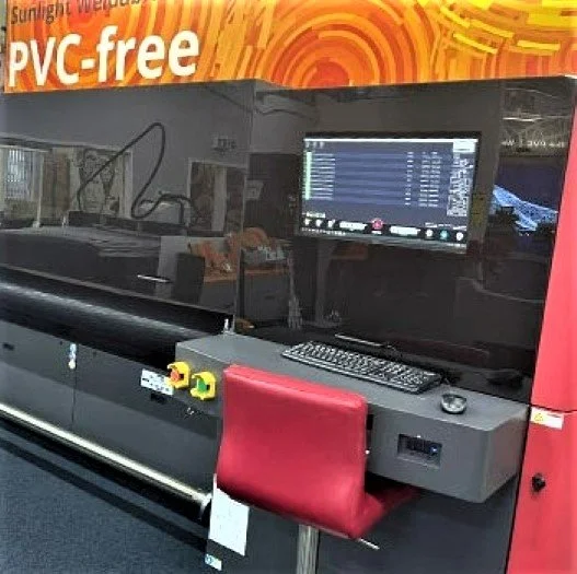 CMYUK Hosts The UK Debut Of The EFI VUTEK Pro 30h At Its Shrewsbury Demonstration And Training Centre