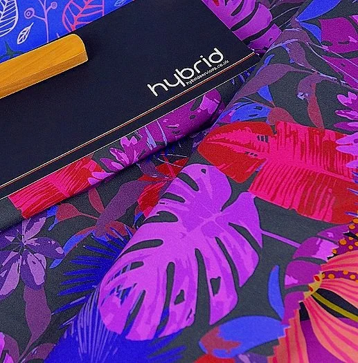 Hybrid Services To Debut The Mimaki JFX600-2513 LED UV Production Flatbed At Sign &amp; Digital UK