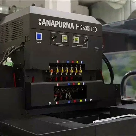 The Agfa Anapurna FB2540i LED Helps Sïcksè Expand Its Print Product Offering