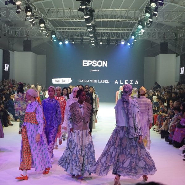 The Epson Monna Lisa And F Series Printers Partner With Indonesian Fashion Designers To Print Digital Textiles At Jakarta Fashion Week