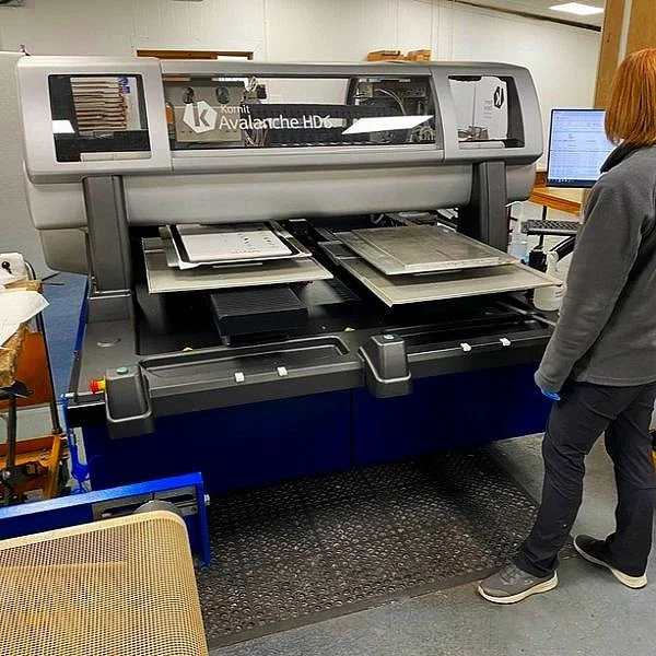 Clever Baggers Unveils Cutting-Edge Digital Printing Machine From Kornit Digital