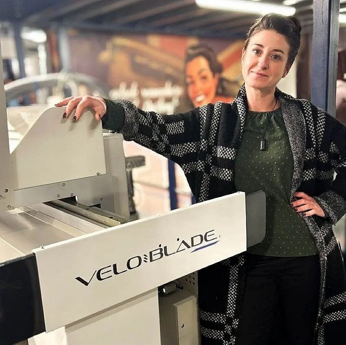 Soyang Hardware Celebrates Ireland's First Veloblade Nexus 3032 Installation At Xtreme Signs &amp; Graphics