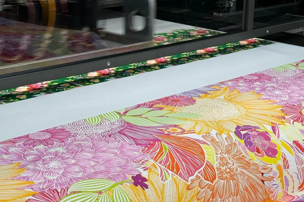 SIMPLIFYING THE DIGITAL TEXTILE PRINT PROCESS WE TAKE A DEEP DIVE INTO WETONWET, ONE STEP