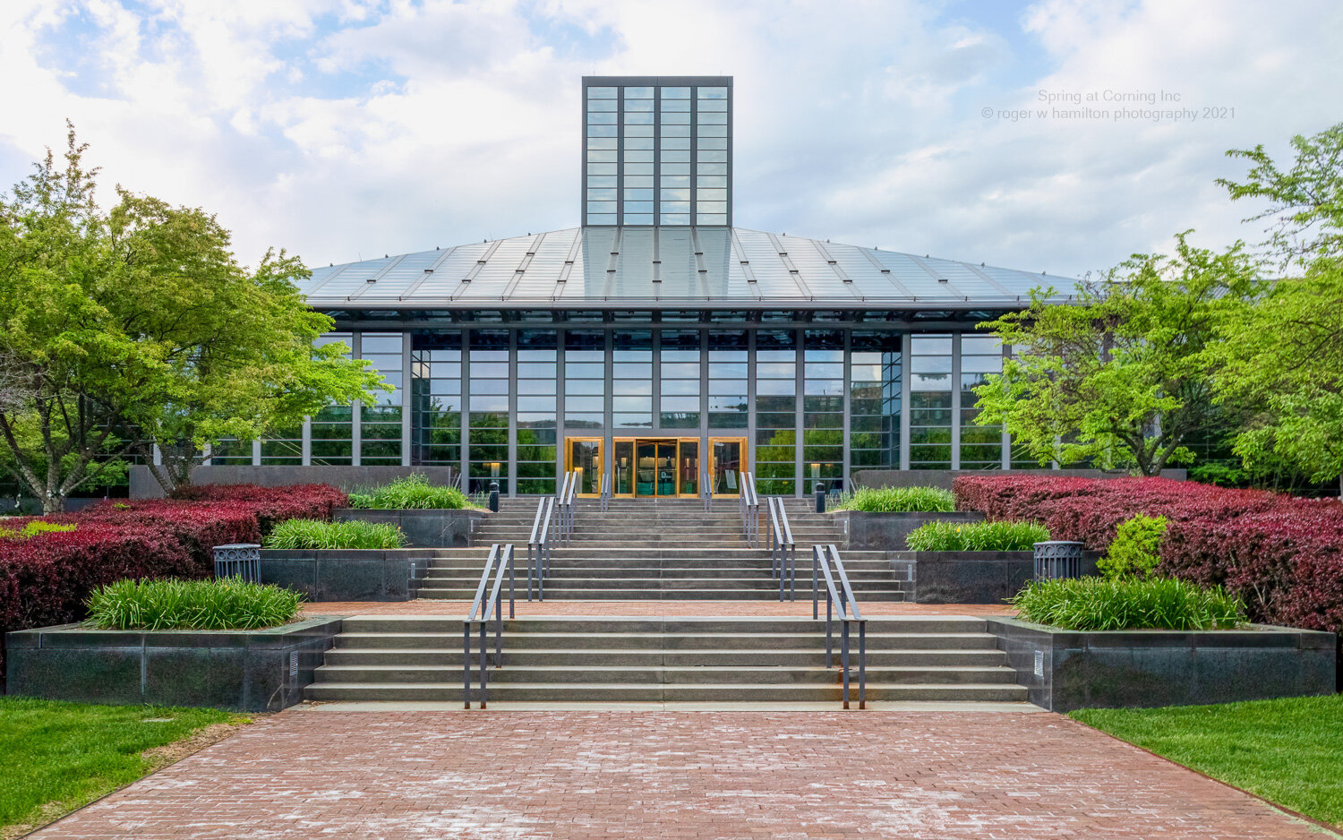 RWH_IMG_4084-Corning-Inc-Spring-2021-PS-Current-Copy.jpg