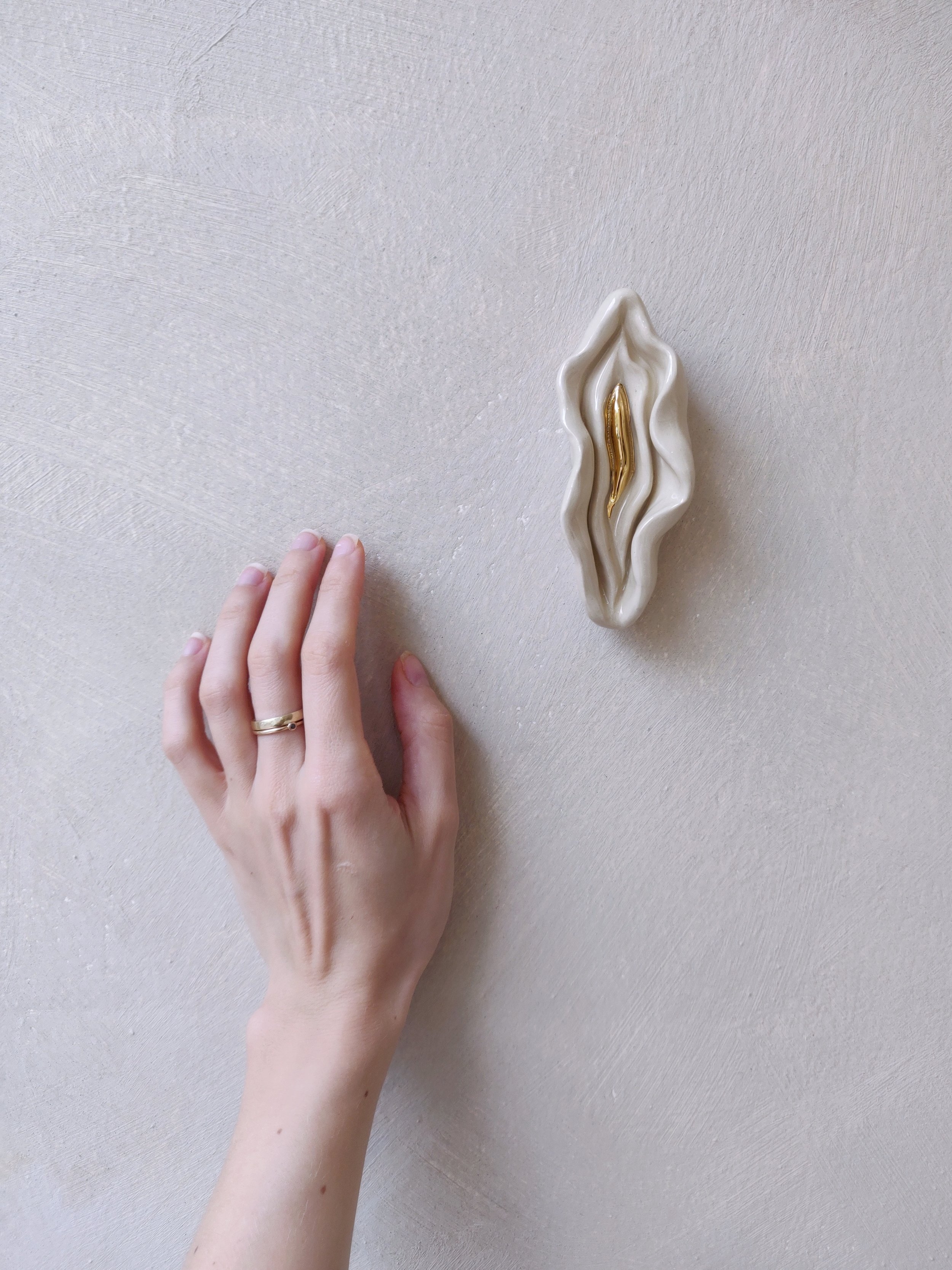 Golden Vul.va #4/100