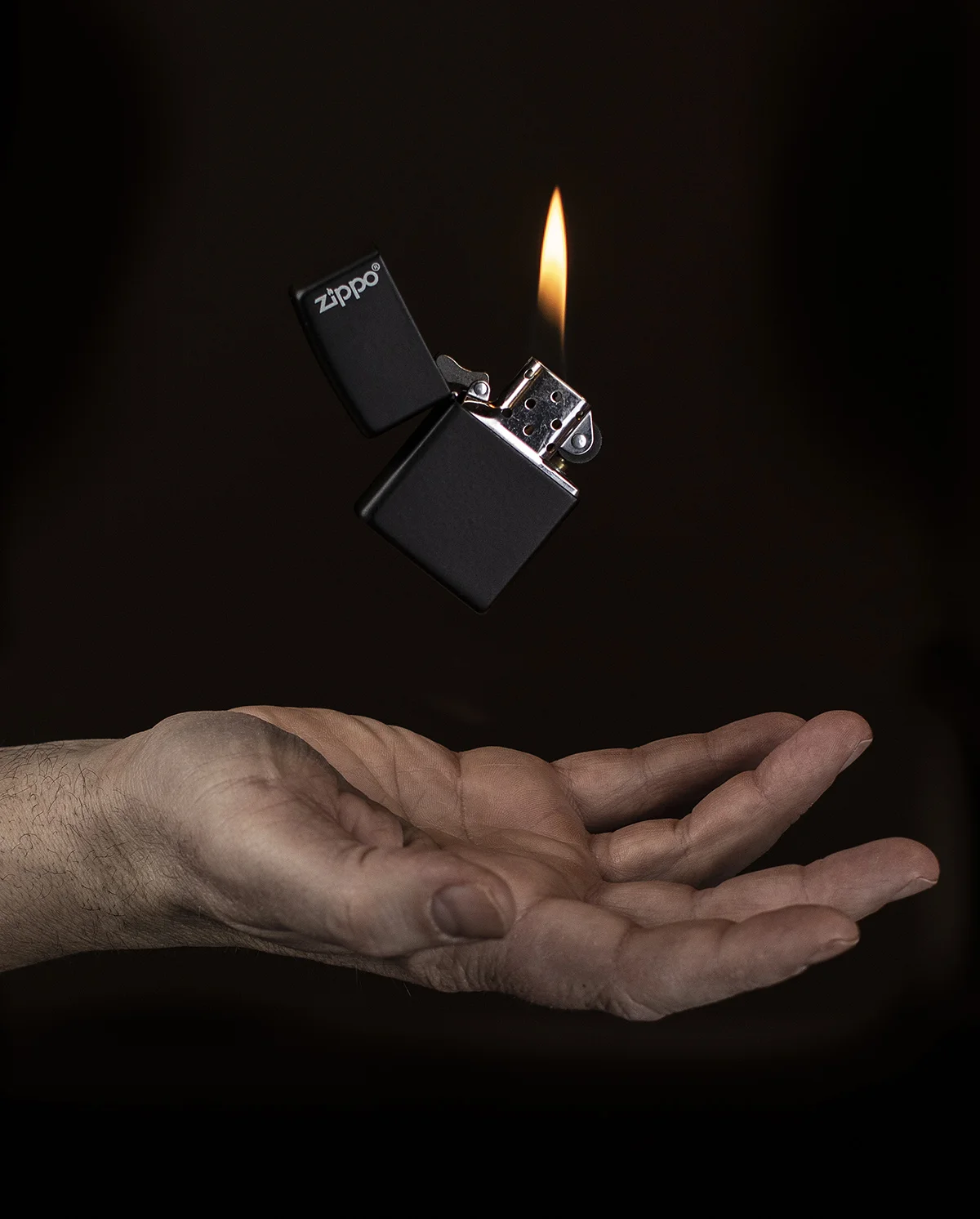 zippo.jpg
