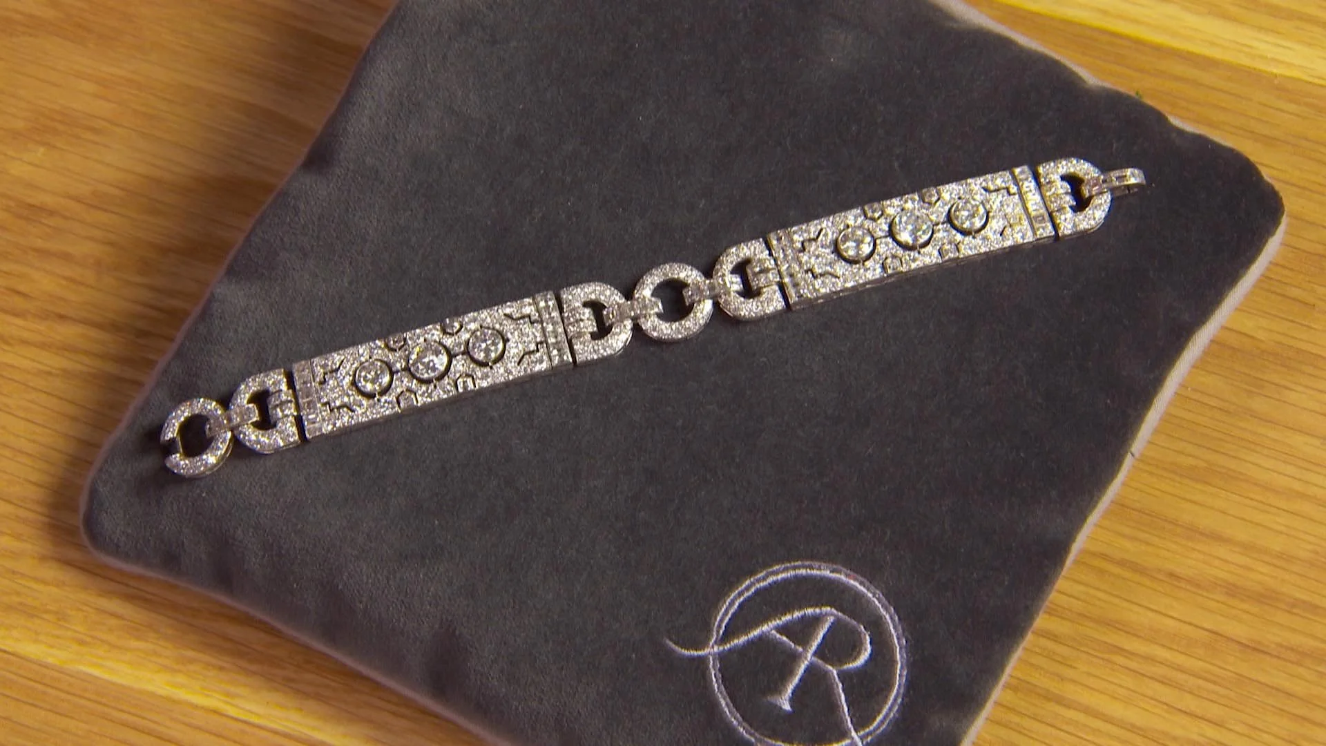 This Antiques Roadshow guest just discovered her family heirloom is worth £150,000