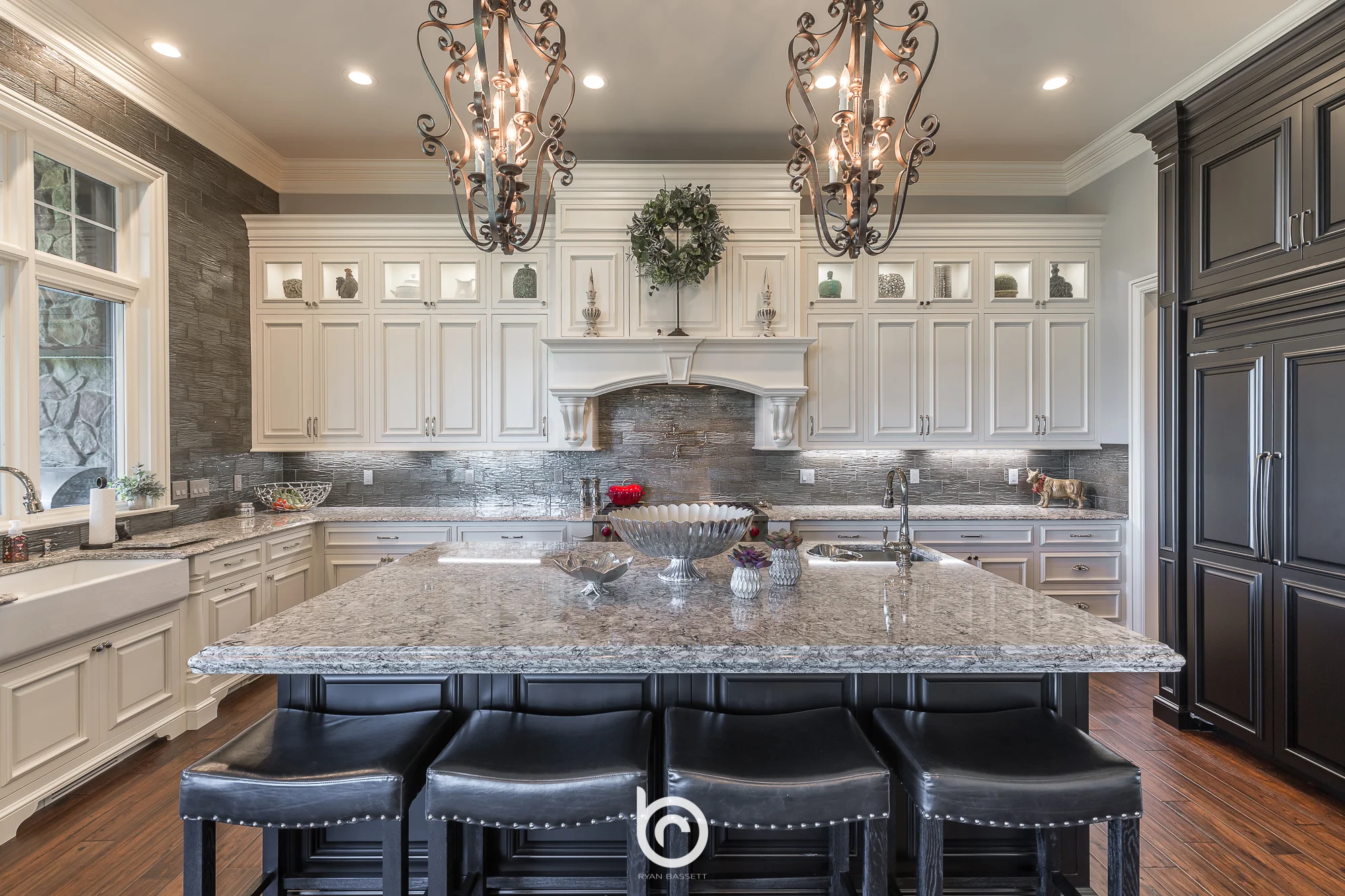travertine-1.jpg