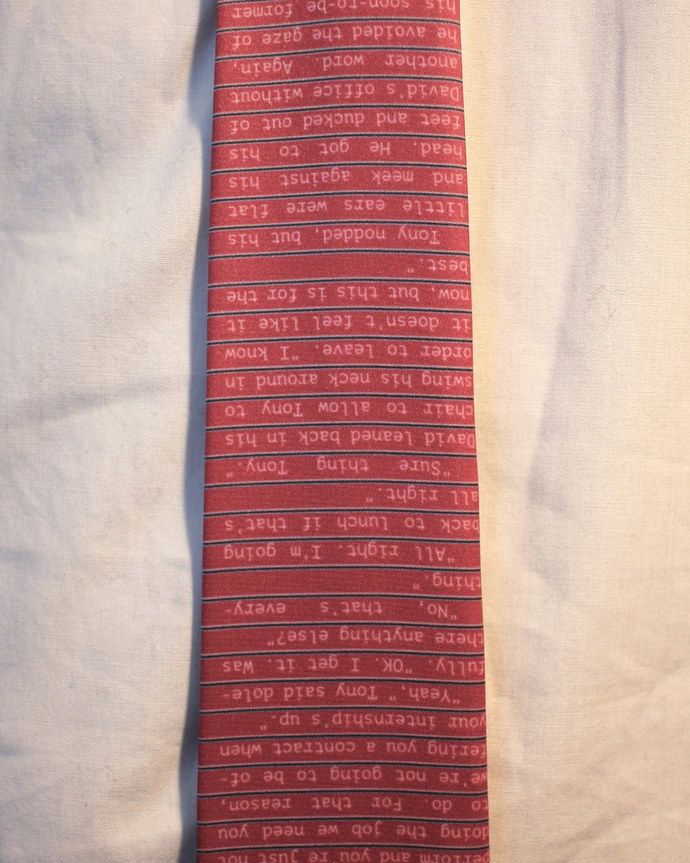 Tie worn by idiot (3)