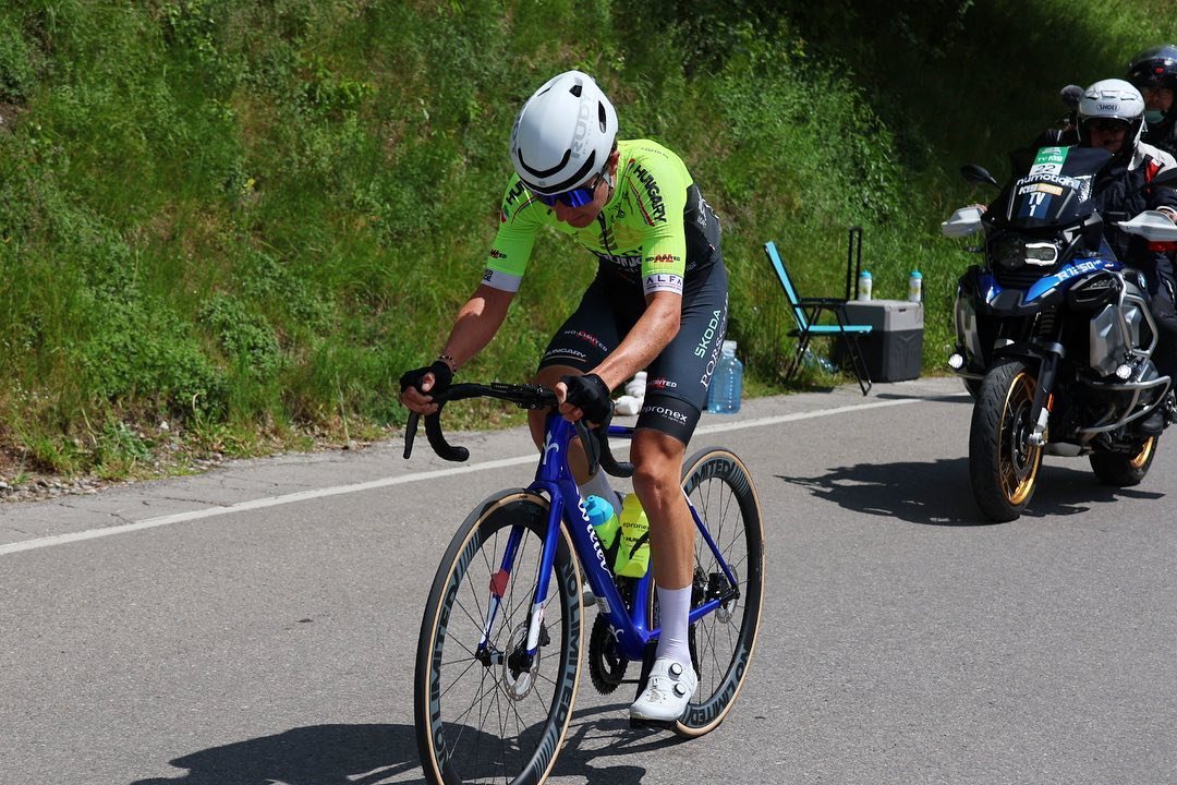 Hard day on the saddle today, as Byron and &Aacute;d&aacute;m spent most of the race in the breakaway, fighing for the most points possible, and the result came: Byron collected the most, and became the most active rider of GP Vorarlberg! Everybody d