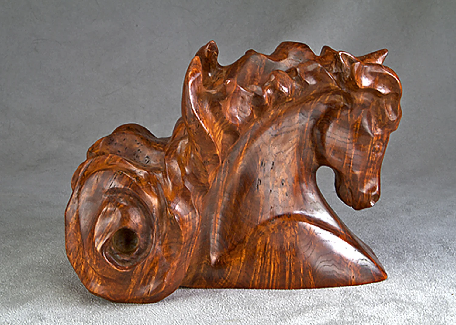 Horse Heard Stand