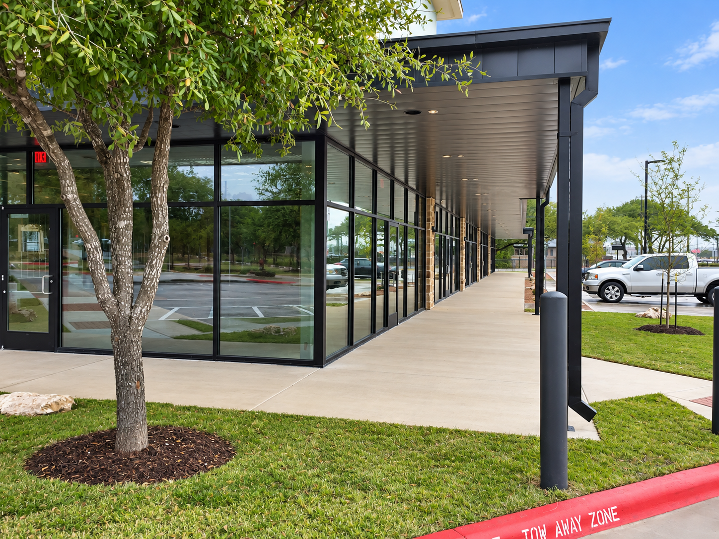 DRS-SPICEWOOD BUILDING 2 - STOREFRONT.png