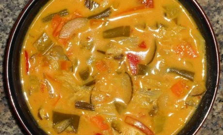 01YellowThaiCurry.jpg