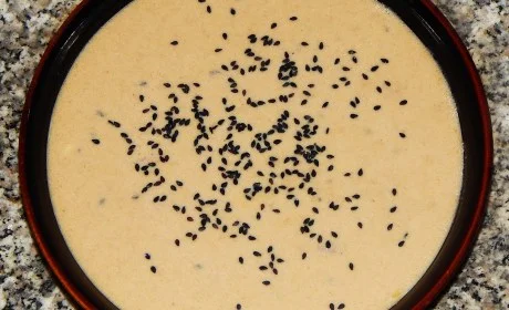 01VeganPeanutSauce.jpg
