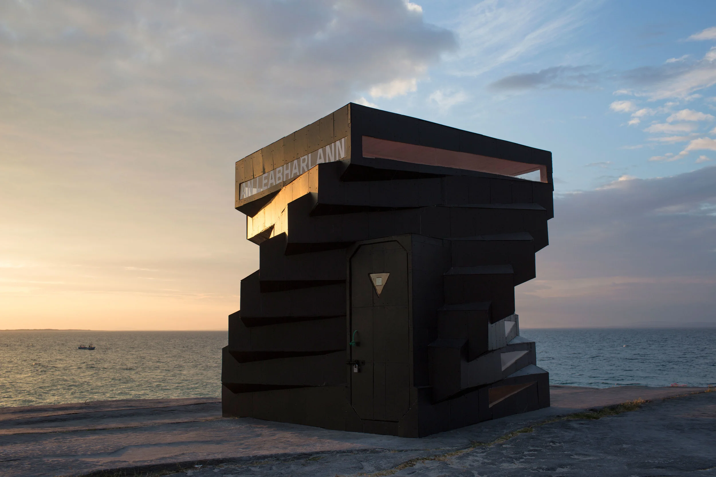An Leabharlann, design by Harrison Gardner, photographs by Mark McGuinness