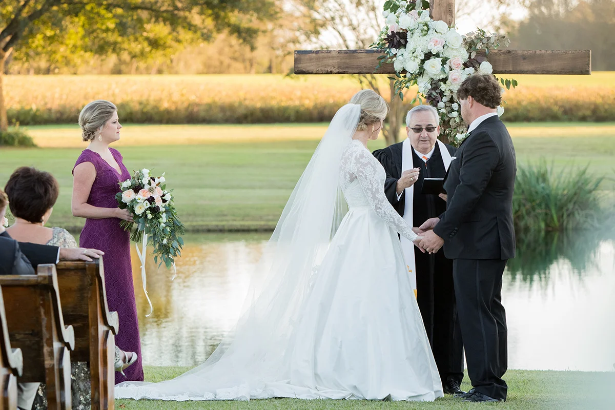 e6281-northcarolinafalltobaccofarmweddingceremonynorthcarolinafalltobaccofarmweddingceremony.jpg