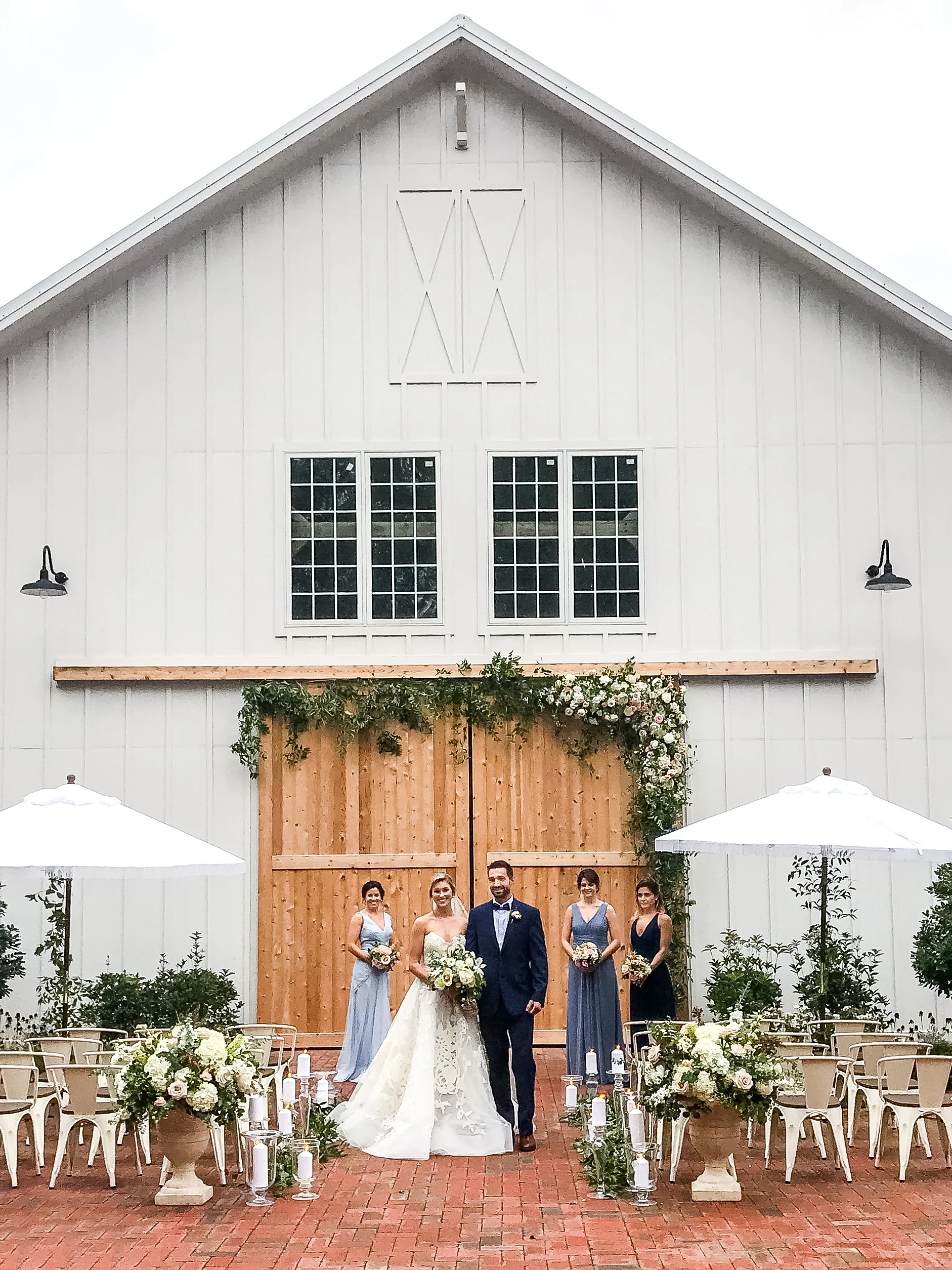 a2808-southernsummerathomeweddingbarnchapelhillncceremonysouthernsummerathomeweddingbarnchapelhillncceremony.jpg
