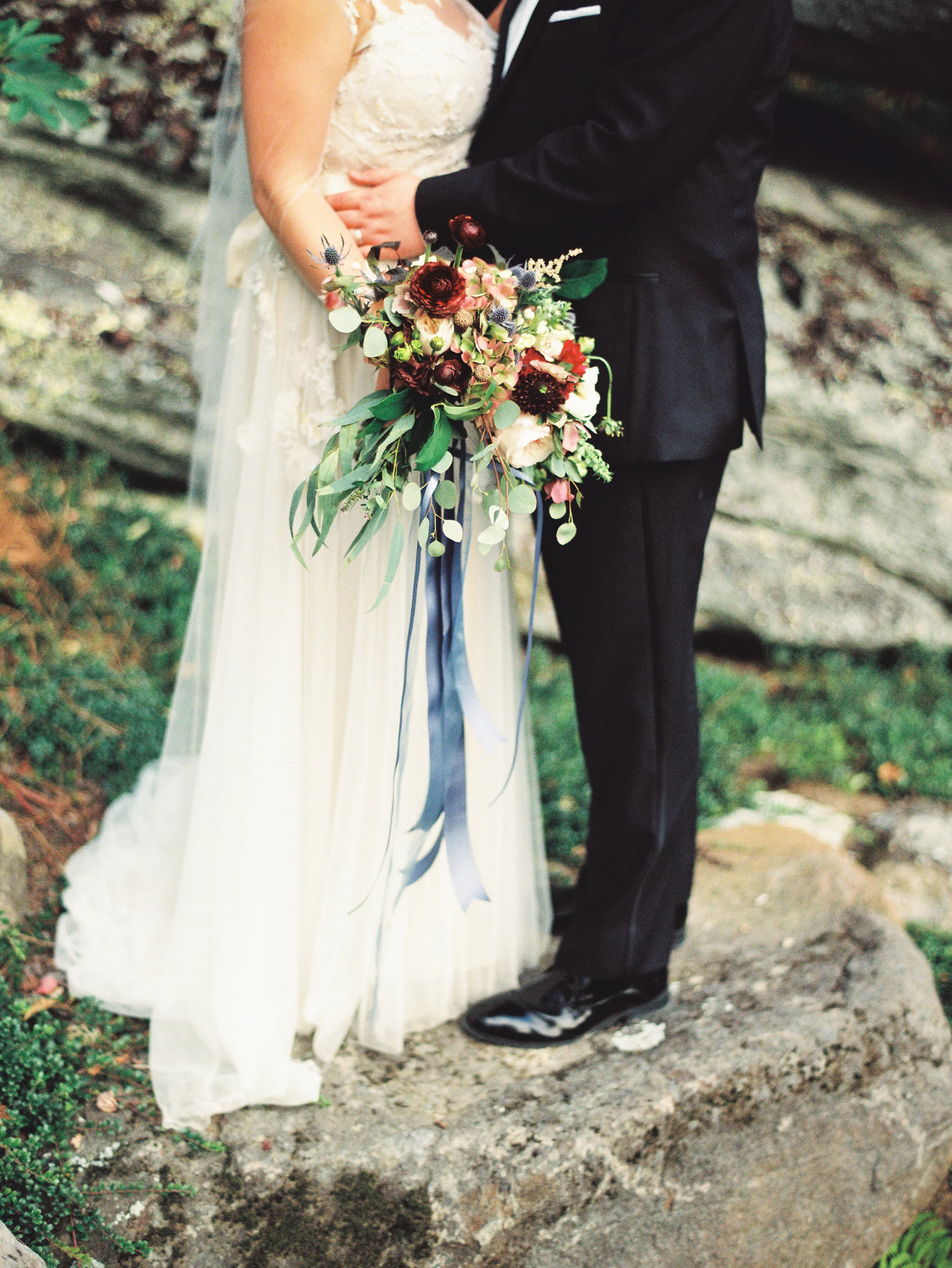 11237-ncmountainhomeweddingbridalbouquetncmountainhomeweddingbridalbouquet.jpg