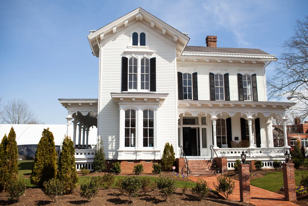 e0228-img.jpg