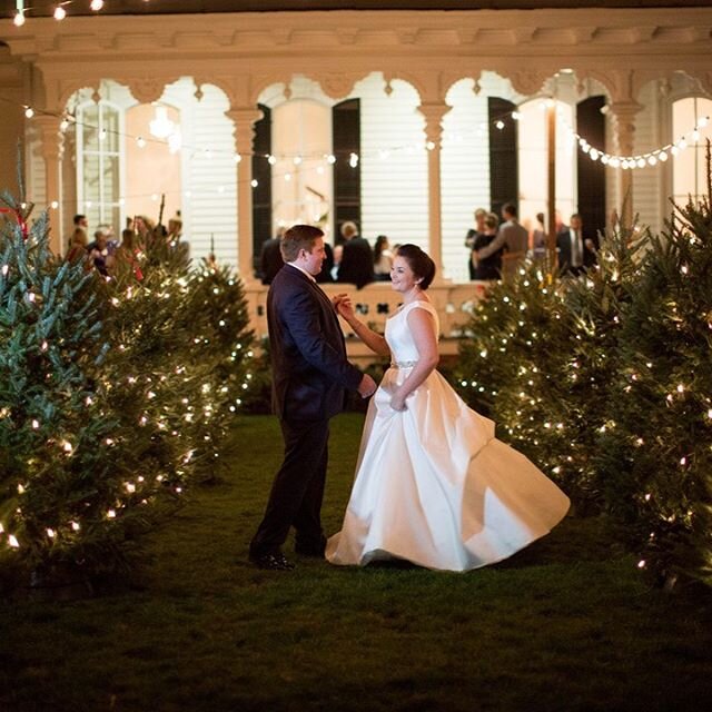 Amanda &amp; Jonathan dancing in their own Christmas tree farm: we hope your Christmas brought elated moments of magic like this one! ✨🎄 #merrychristmas #gathertogetherweddings #idewtohilburn 📷 @kmjphoto