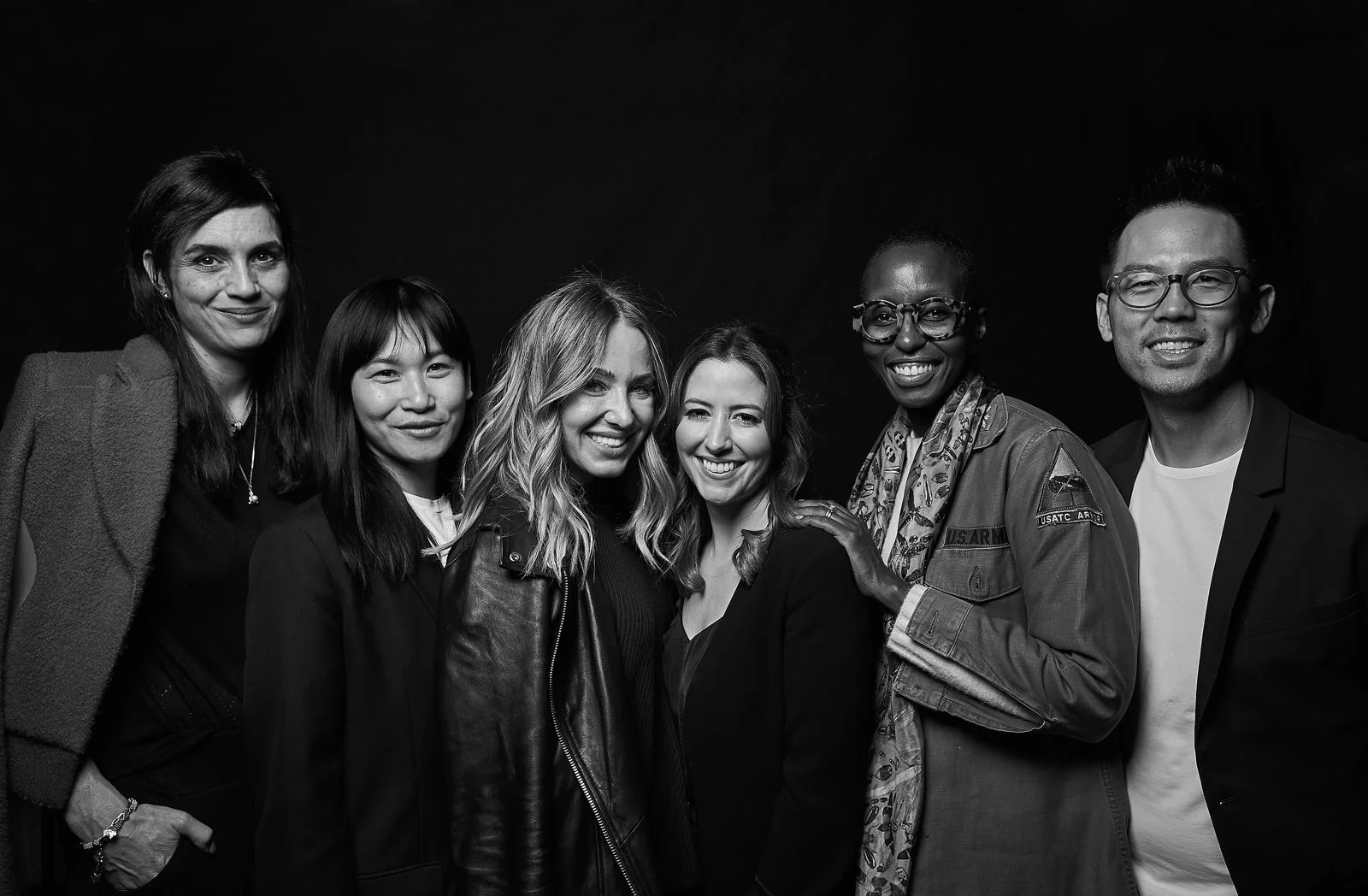Debbie Zakaib / Dang Trinh / Karolina Jez / Gen Sharp / Vyara Ndejuru / Chris Chan