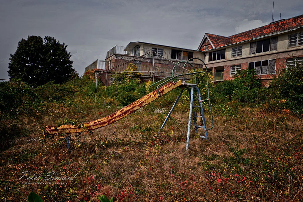 Slide-CLRhdr.jpg