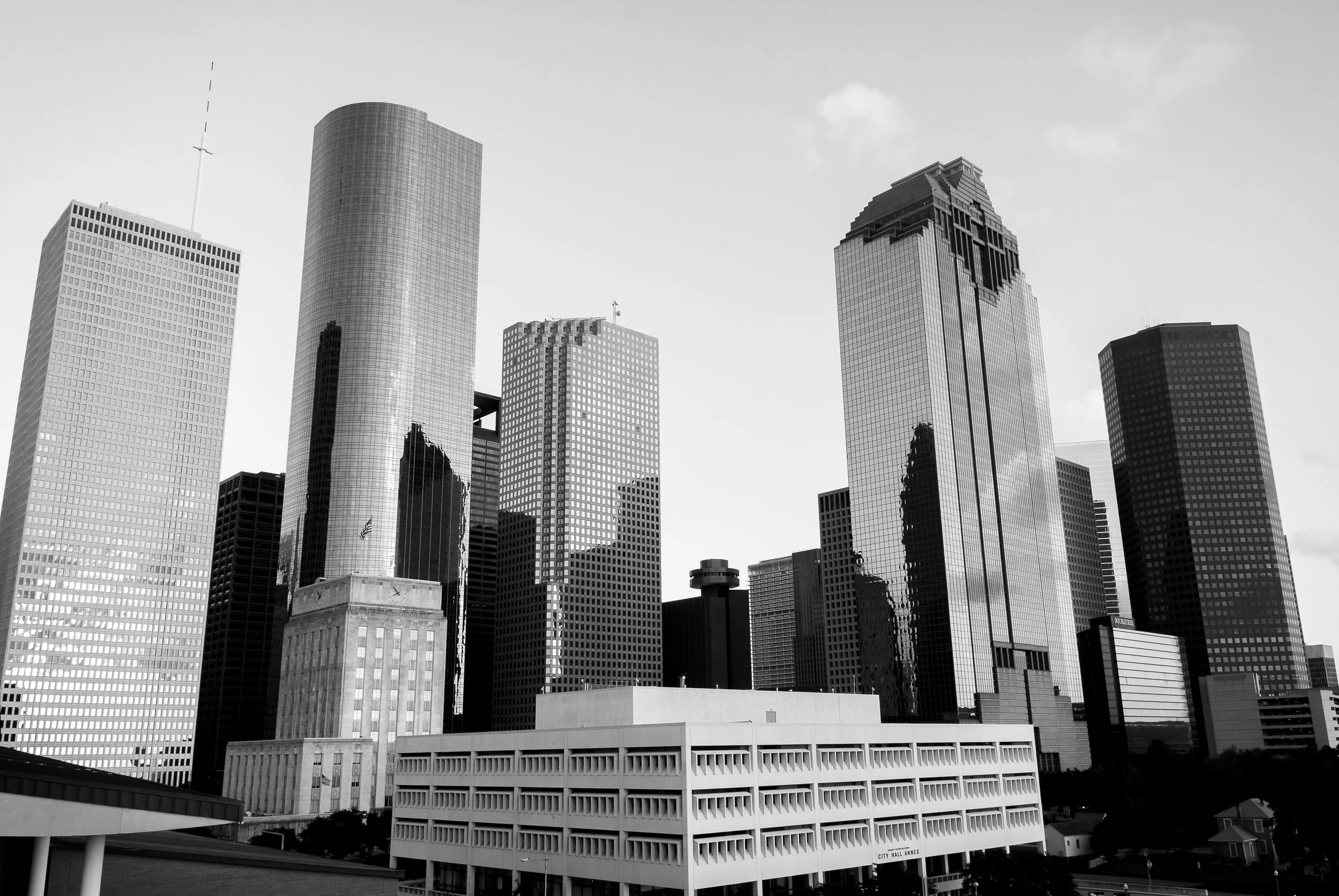 H 2 B_W.jpg