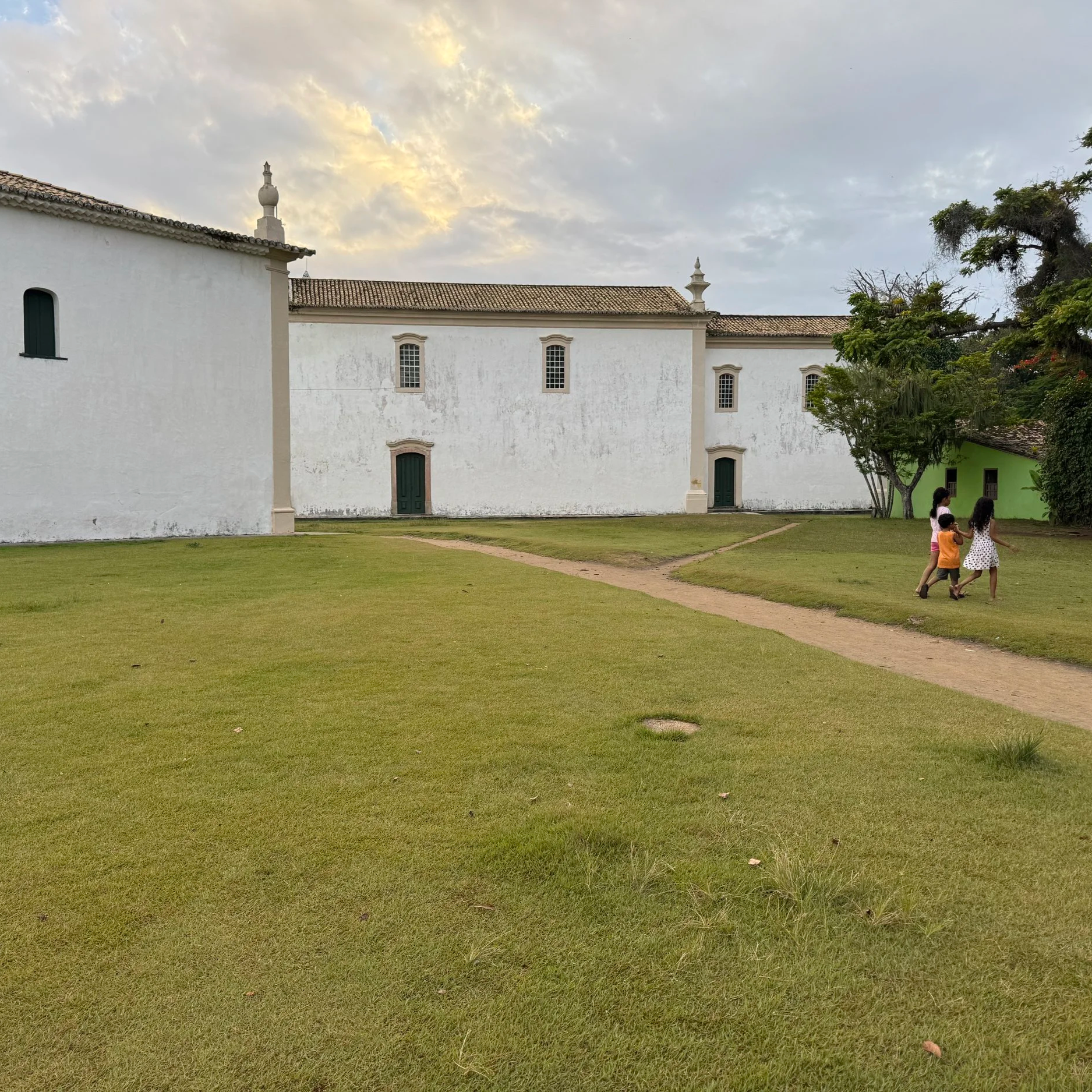 Rediscovering Journeys: New Perspectives on Brazil (Research - Work in Progress)