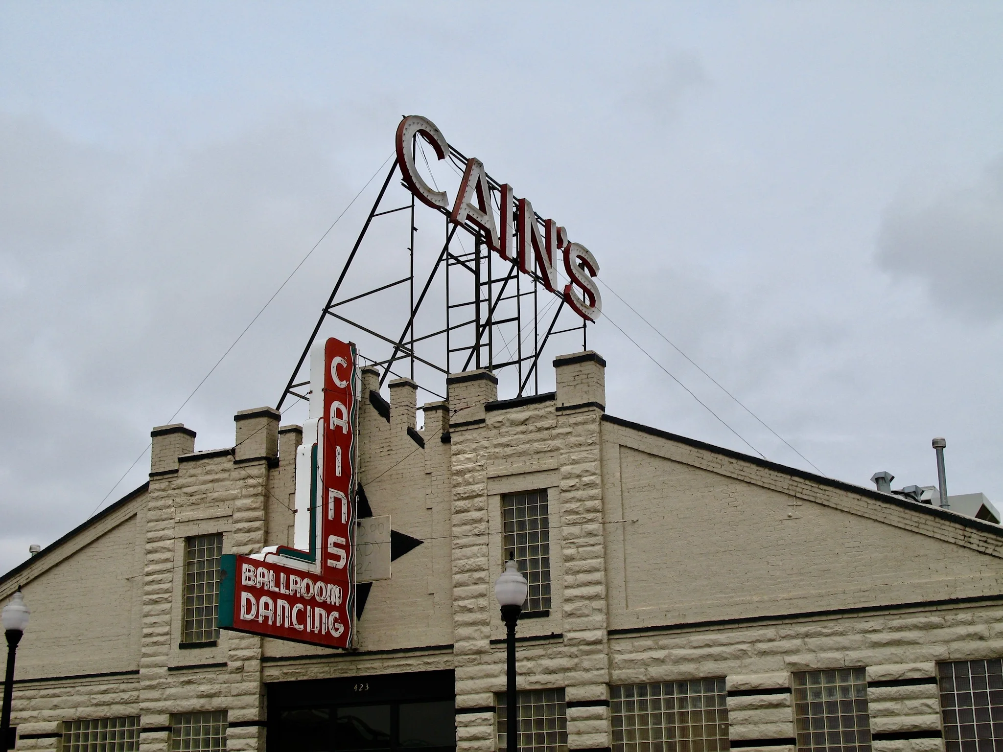 cains.JPG