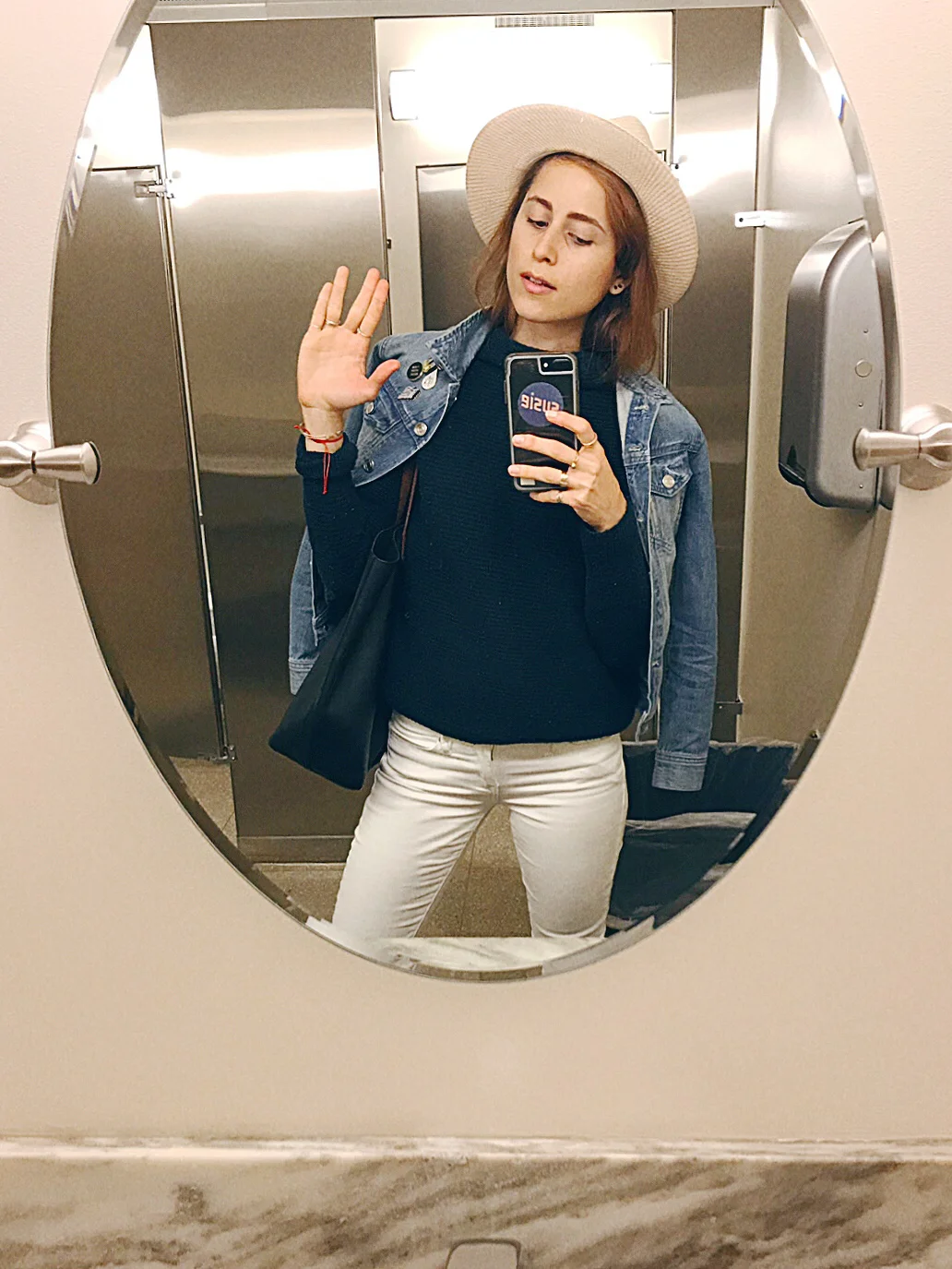 THE GUIDE: CYBER HOLIDAY SHOPPING