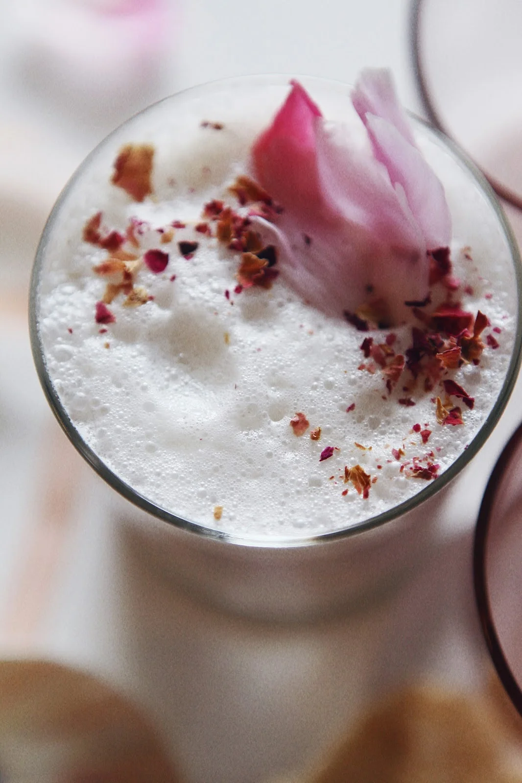 Coconut Cashew Cream Latté