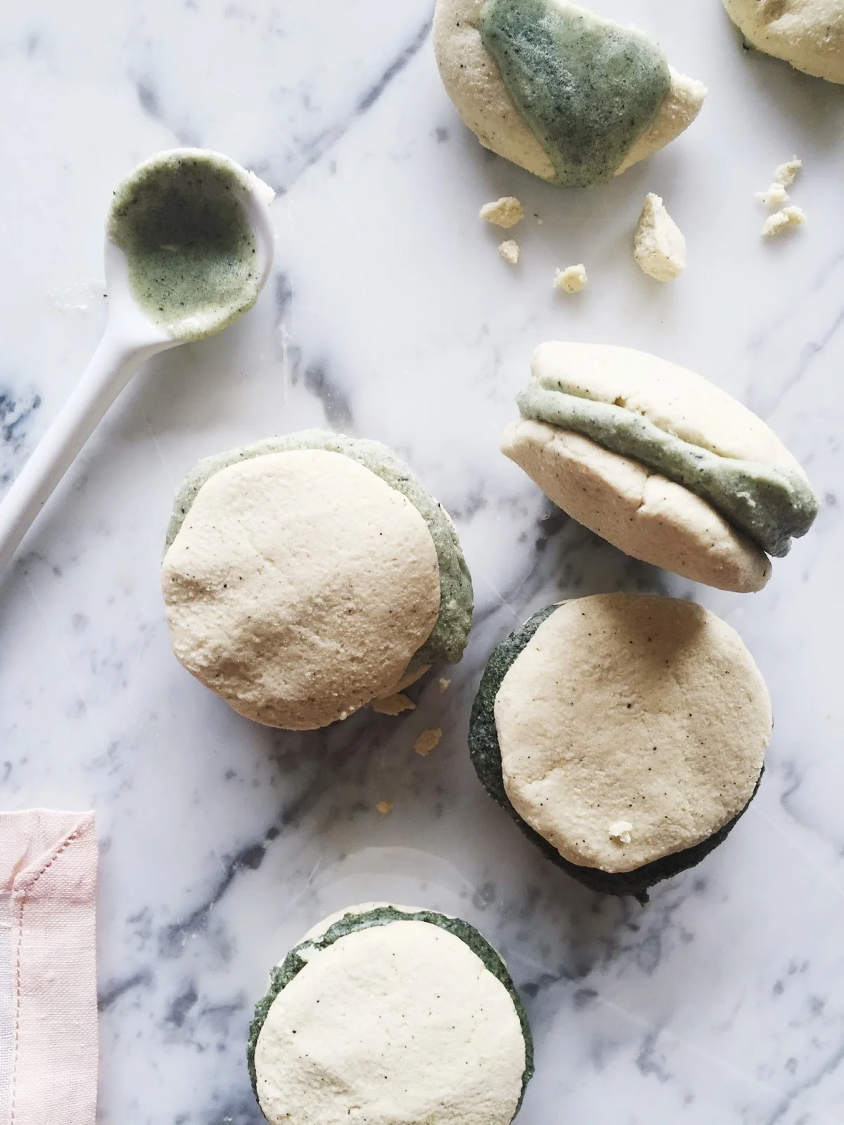 Matcha Cream Macaroons