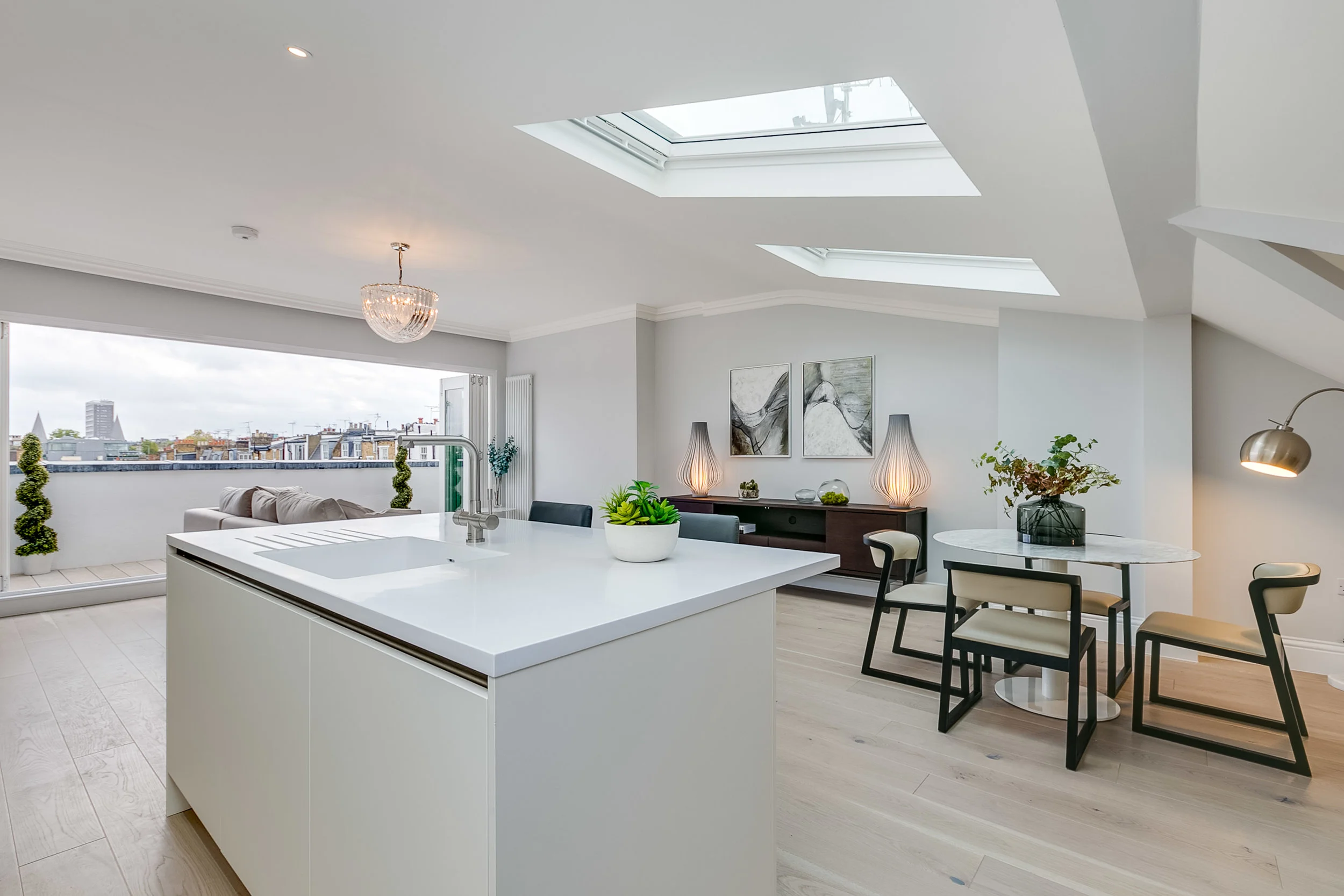  Open plan kitchen dining area 