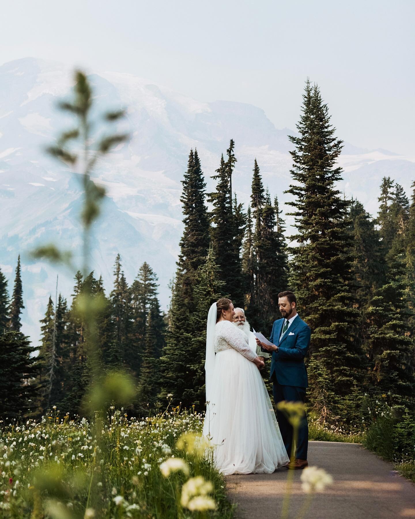 Mount Rainier is the best for Washington wildflowers the first two weeks of August- always love elopements here in the summer

(note: we were on a paved trail the whole time, just using camera angles to make them look amongst the wildflowers!)

 #was