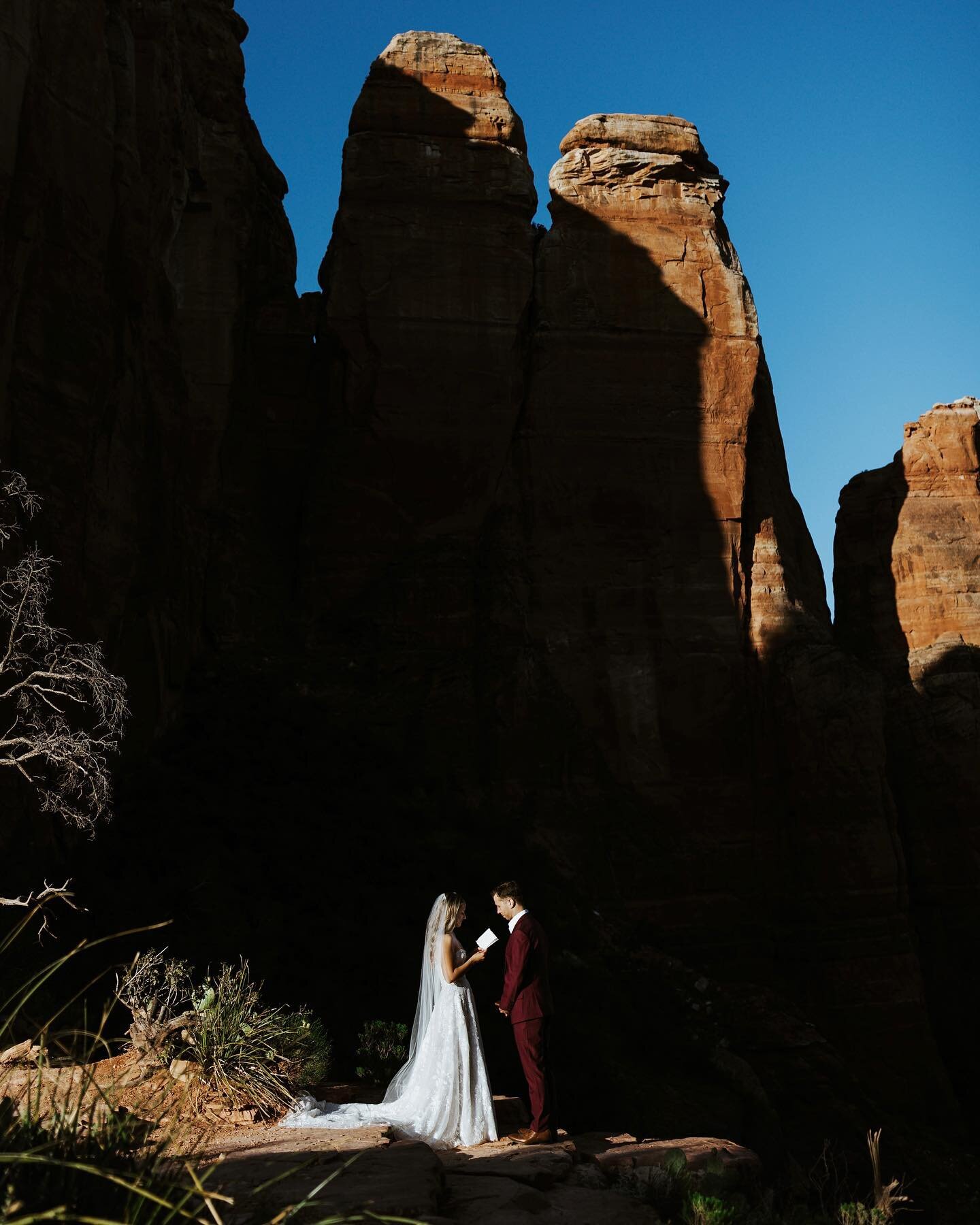 Last week were my last two elopements for the spring season! Starting off with these two- Lauren &amp; Michael had a magical day in Sedona starting off with an epic sunrise hike to this spot and an afternoon ceremony with family and an intimate celeb