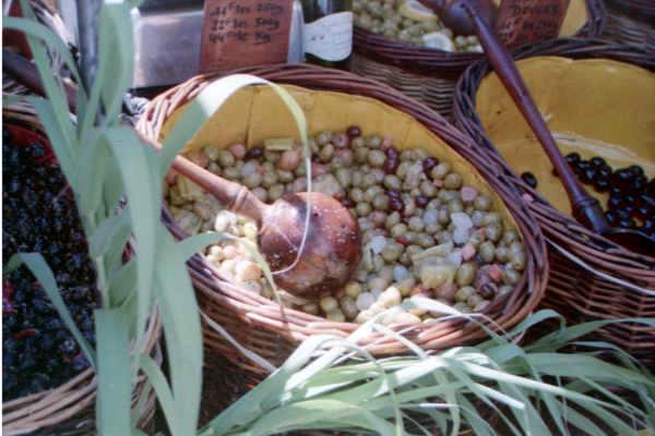 Uzes Marche