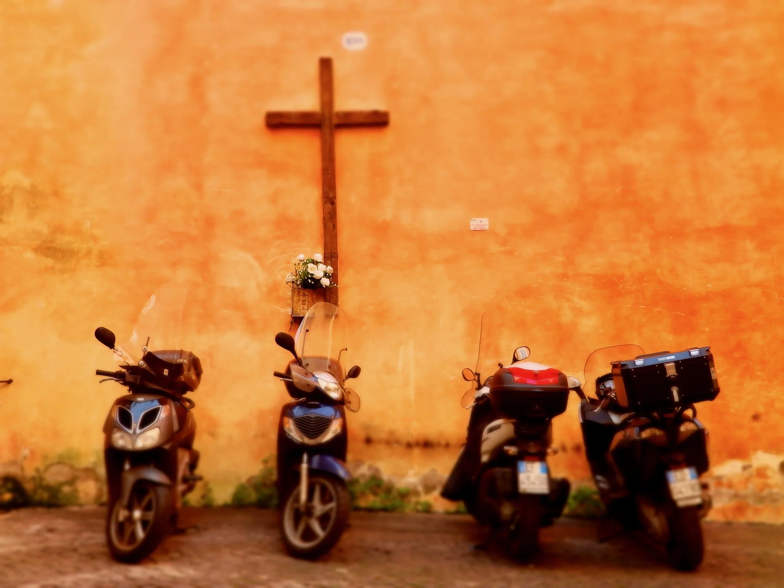 ROMA NON SANCTA
