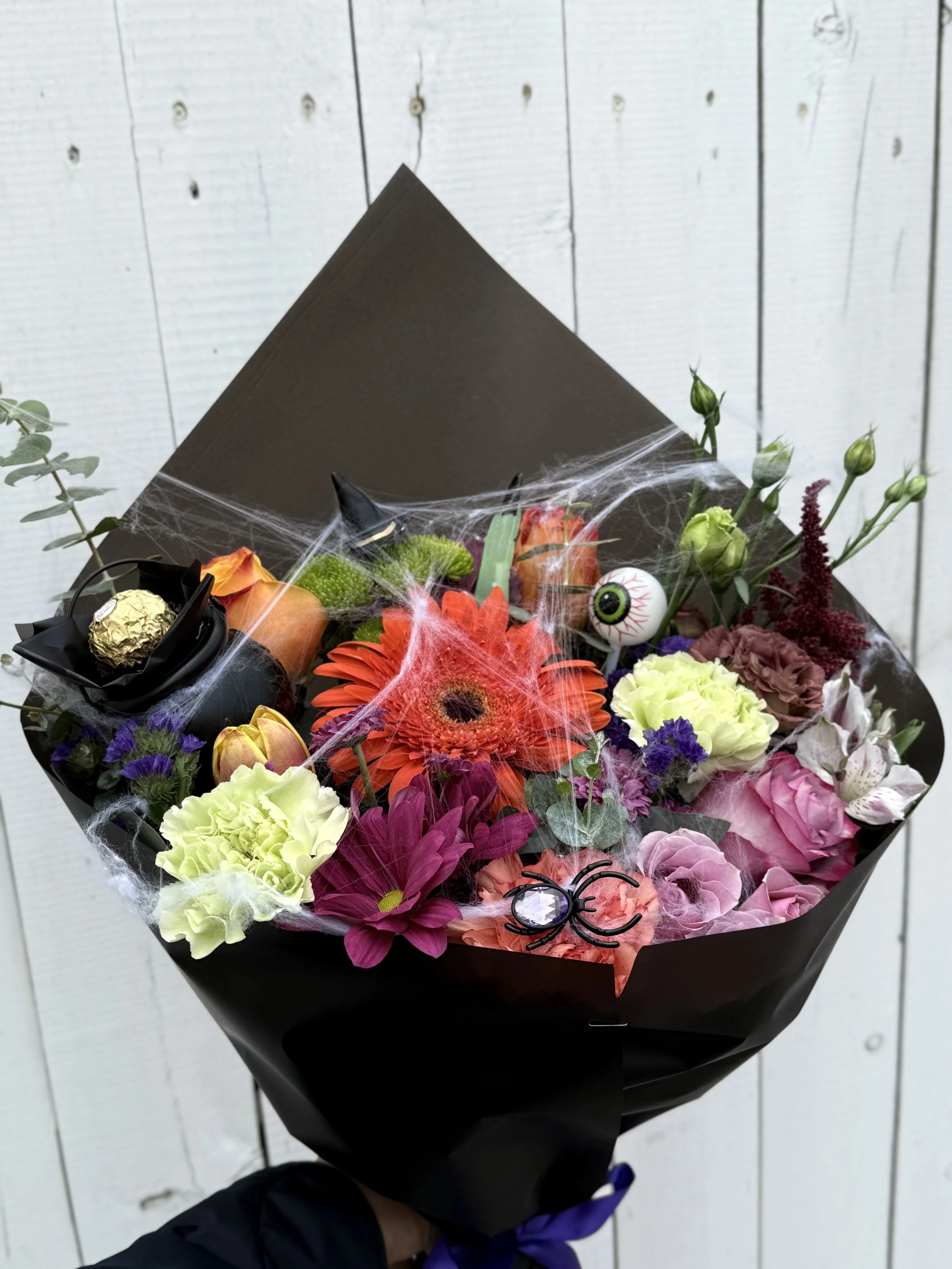 Traditional Spooky Bouquet